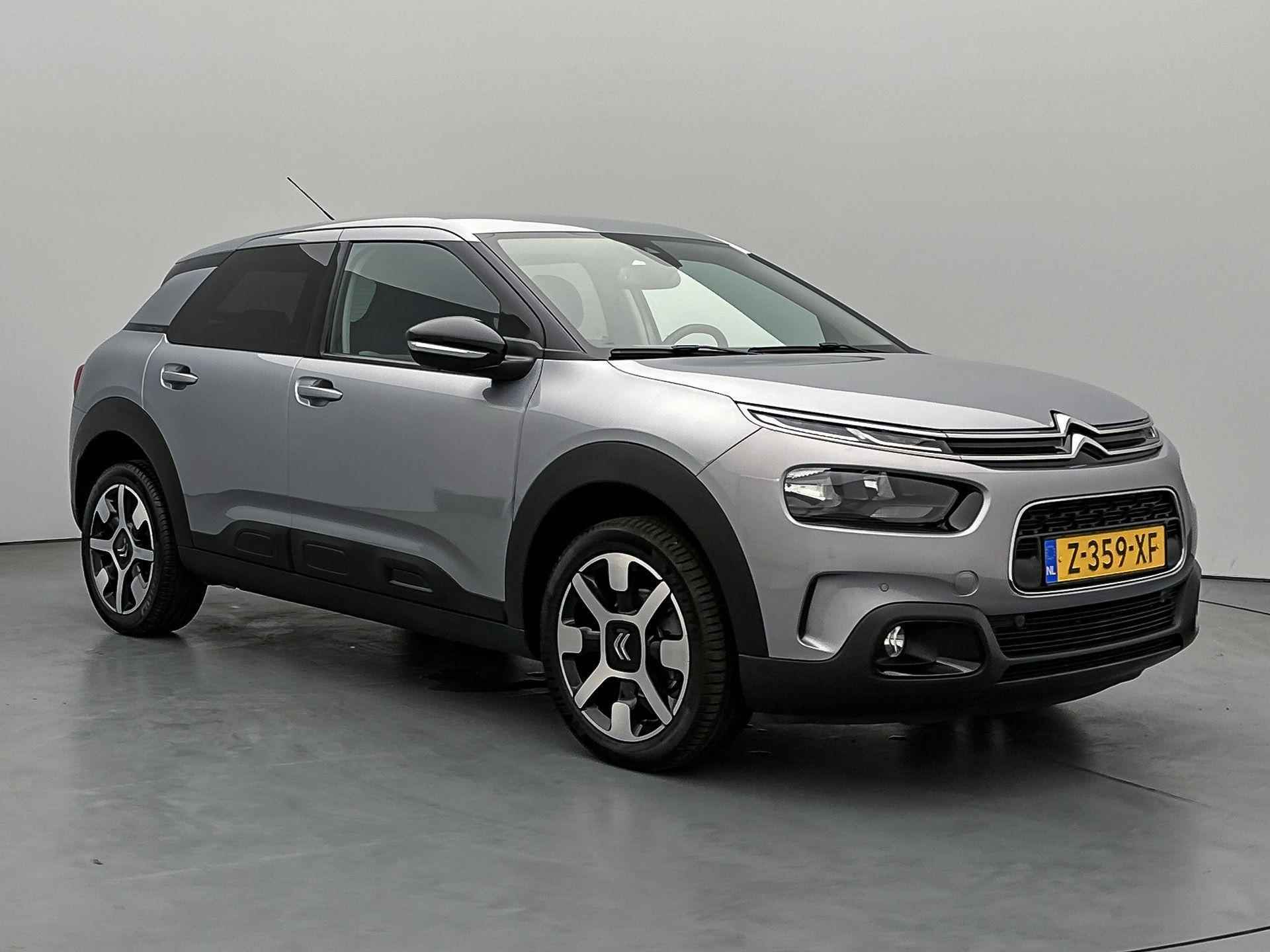 Citroen C4 Cactus Shine Plus 130pk Automaat | Navigatie | Achteruitrijcamera | Climate Control | Cruise Control | Parkeersensoren v+a | Keyless | Apple Carplay / Android Auto | Bluetooth | Donker getint glas | Trekhaak | 17" lichtmetalen velgen | - 3/31