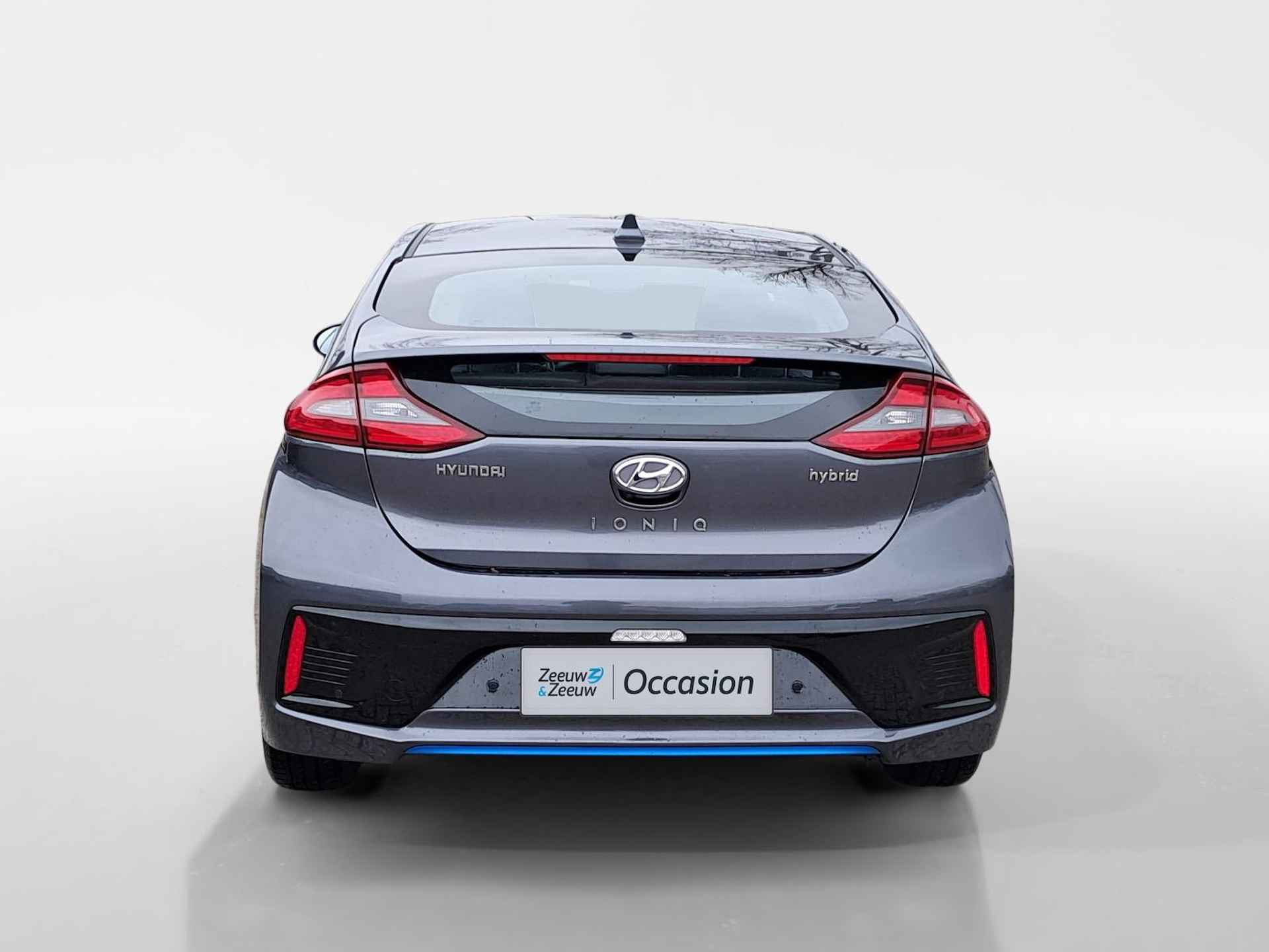 Hyundai IONIQ 1.6 GDi Premium Hybrid | 1ste eigenaar! | Leder | Schuifdak | Dodehoek detectie | Navi - 4/13