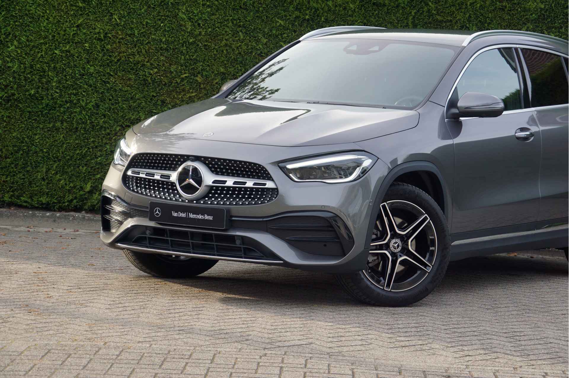 Mercedes-Benz GLA GLA 250 e AMG Line | Afn Trekhaak Distronic Multibeam 360 Camera Keyless-Go - 47/54