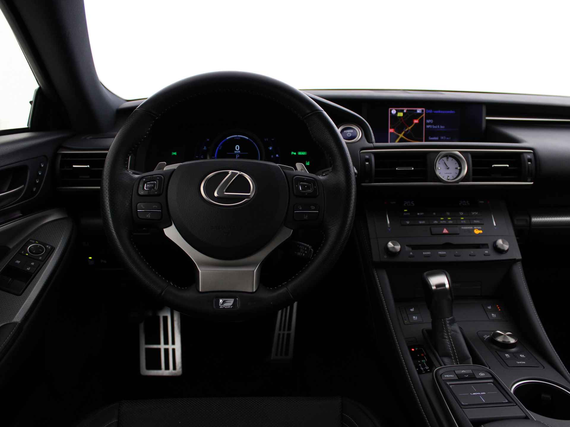 Lexus RC 300h F-Sport Line | Stoelverwarming en -ventilatie | Dodehoekdetectie | Adaptive Variable Suspension | - 6/52