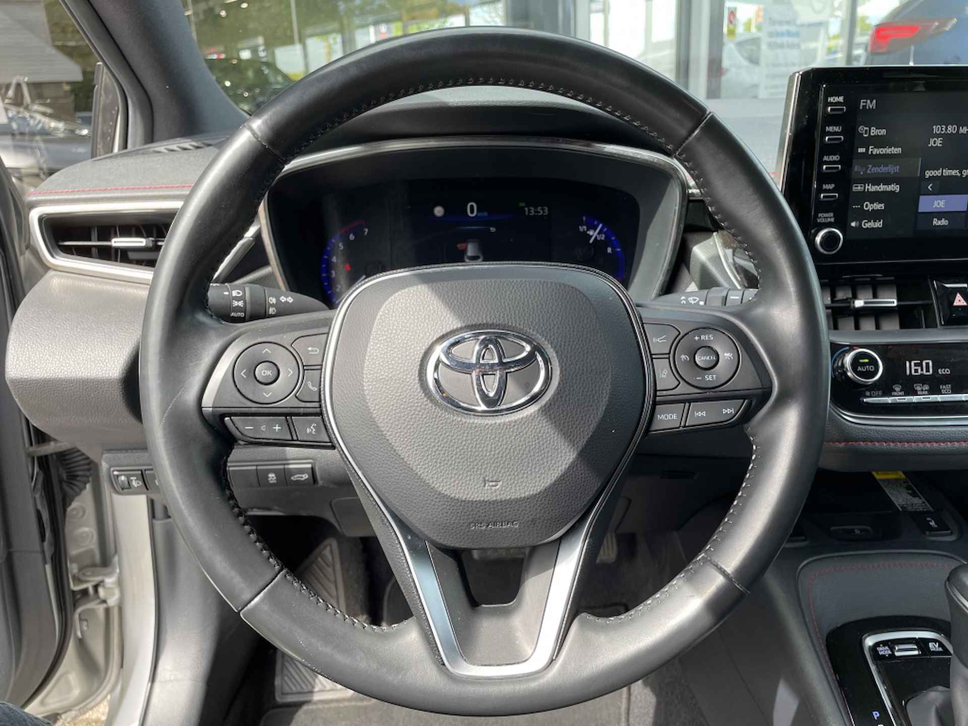 Toyota Corolla Touring Sports 1.8 Hybrid Executive | Camera | Stoelverwarming | Navi - 10/35