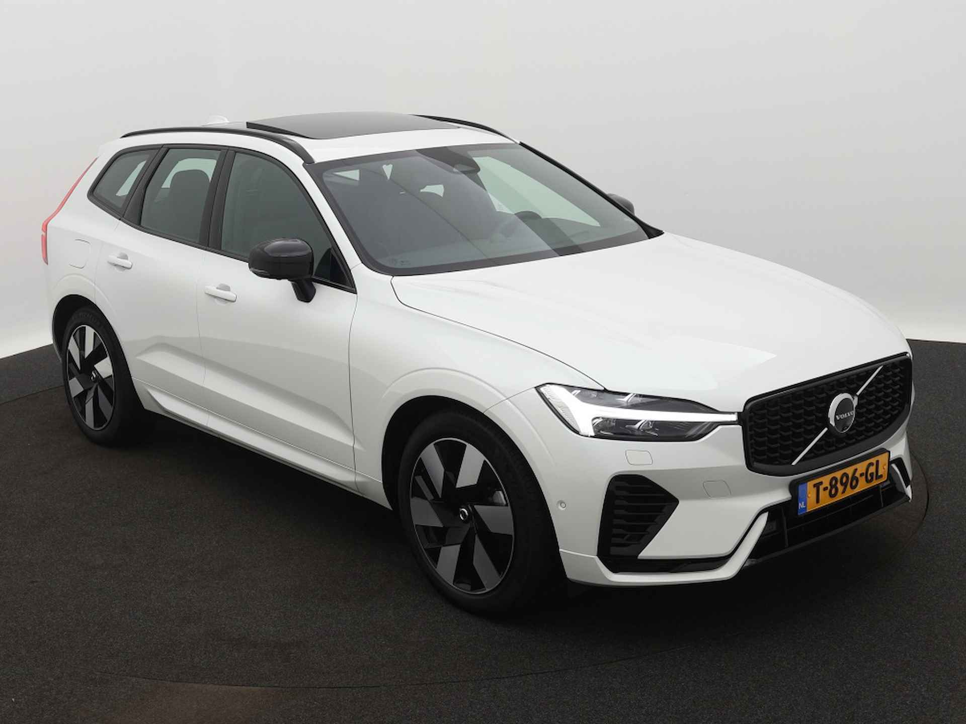 Volvo XC60 2.0 T6 AWD Ultimate Dark - 7/35