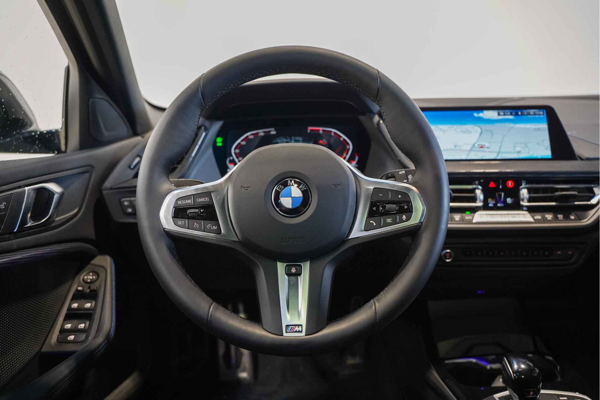 BMW 1 Serie 5-deurs 118i M Sportpakket Aut. - 12/31