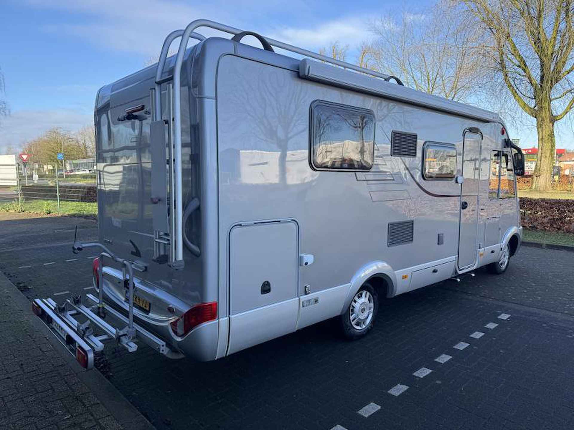 Hymer B698 CL Queensbed - 6/25