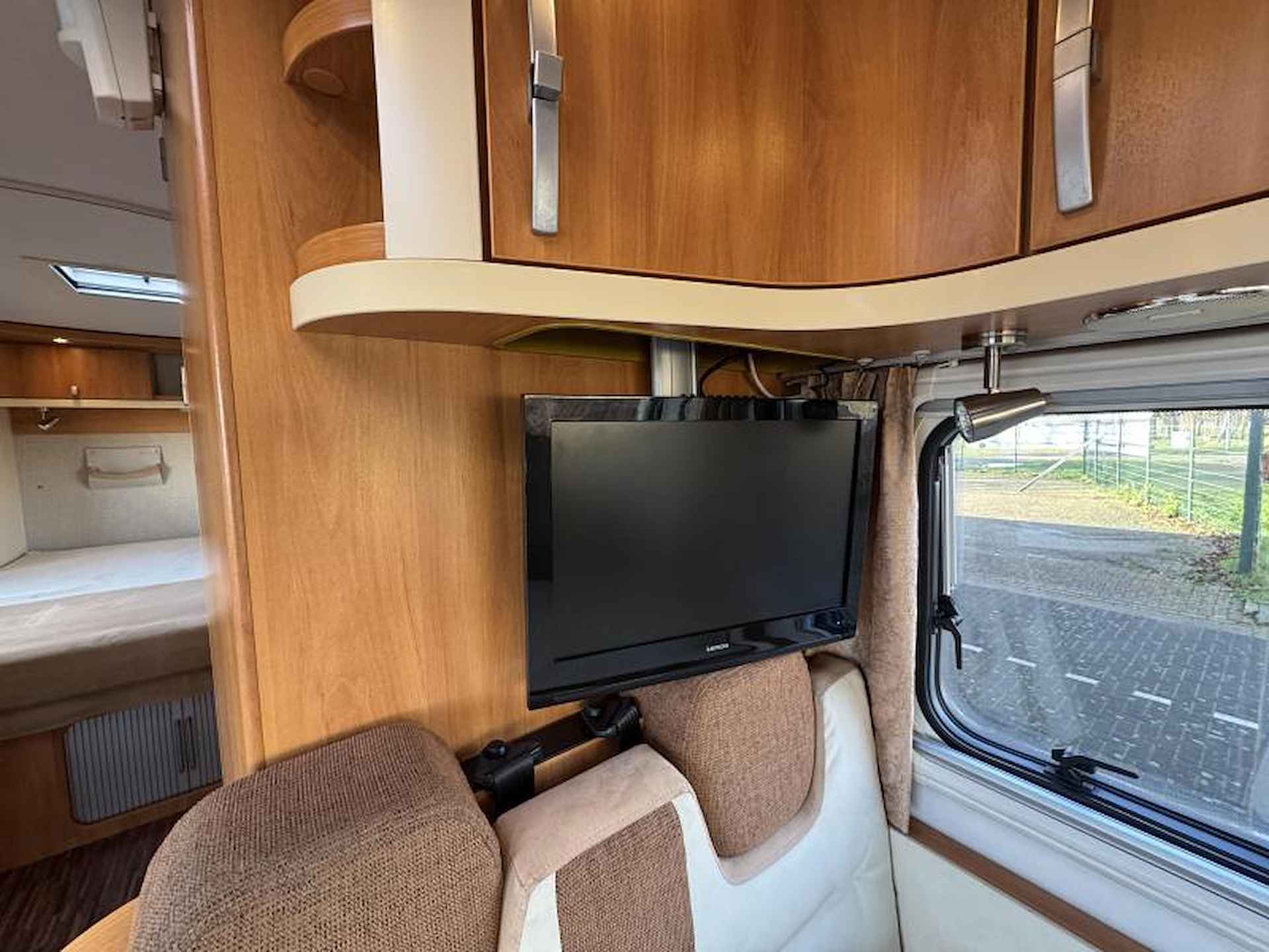 Hymer B698 CL Queensbed - 22/25