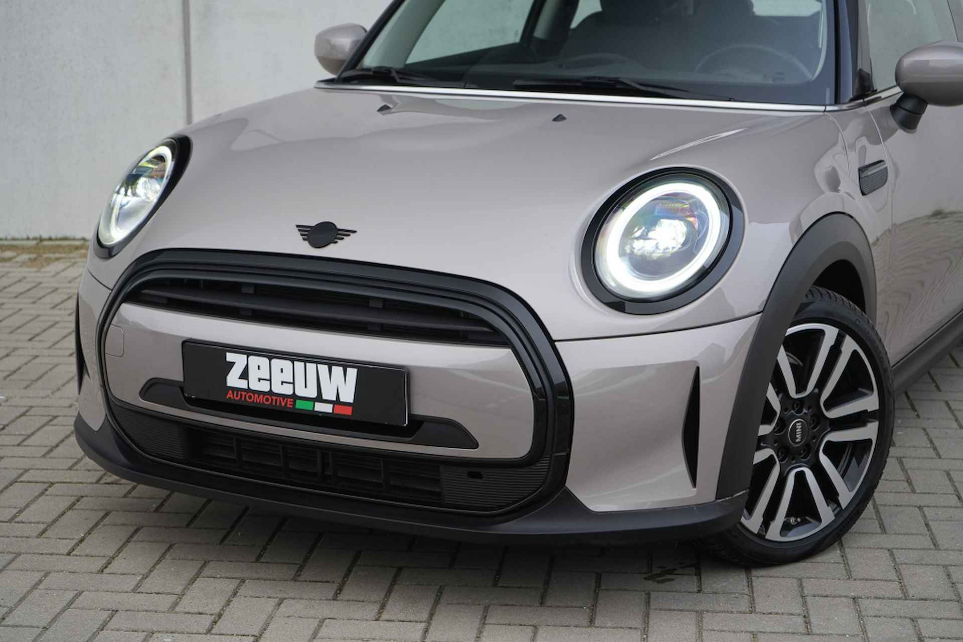 MINI Mini 1.5 One Classic | Automaat | Carplay | PDC | 17" - 3/40