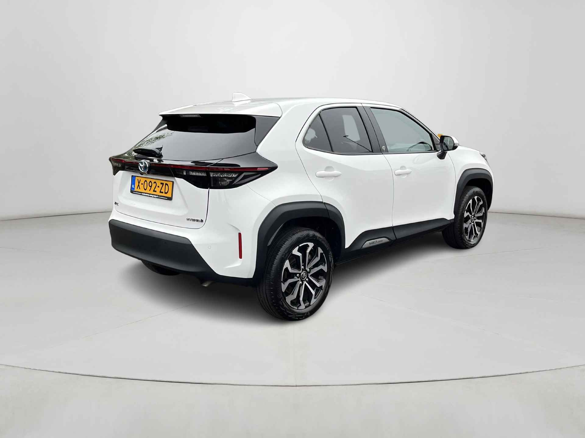 Toyota Yaris Cross 1.5 Hybrid Executive | Navigatie | Apple CarPlay/Android auto | Achteruitrijcamera | Elektrische achterklep - 6/33