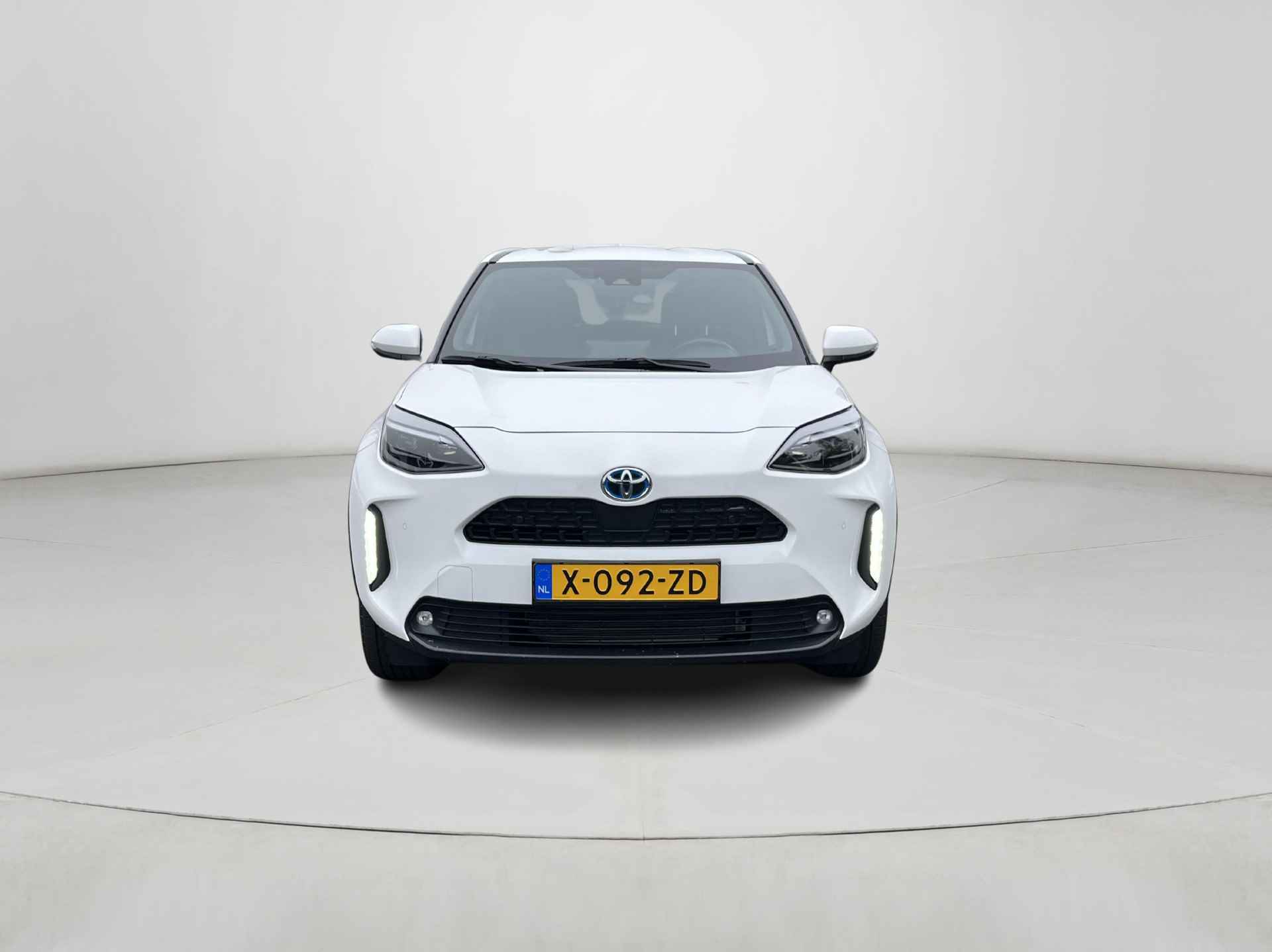 Toyota Yaris Cross 1.5 Hybrid Executive | Navigatie | Apple CarPlay/Android auto | Achteruitrijcamera | Elektrische achterklep - 9/33