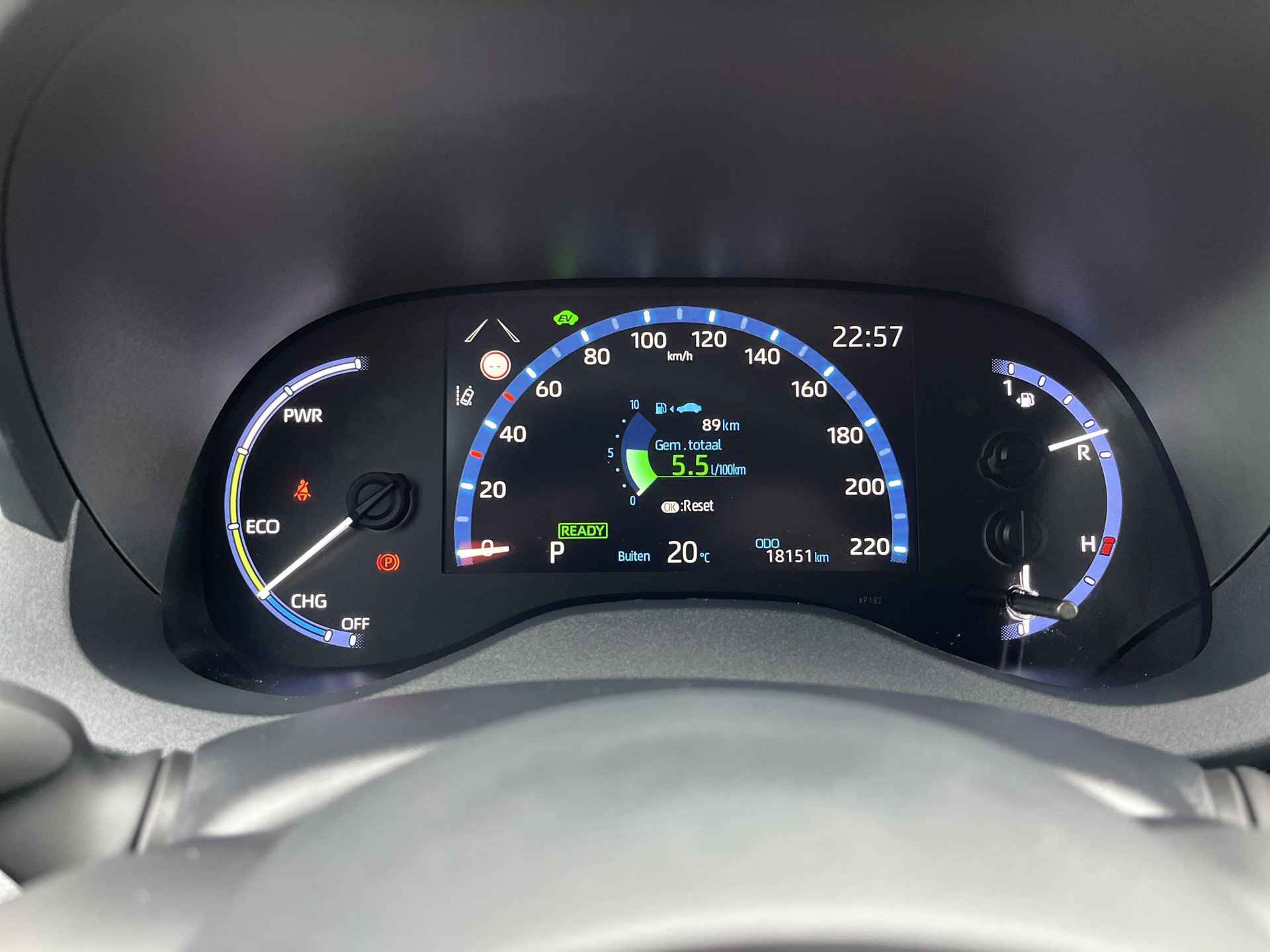 Toyota Yaris Cross 1.5 Hybrid Executive | Navigatie | Apple CarPlay/Android auto | Achteruitrijcamera | Elektrische achterklep - 21/33
