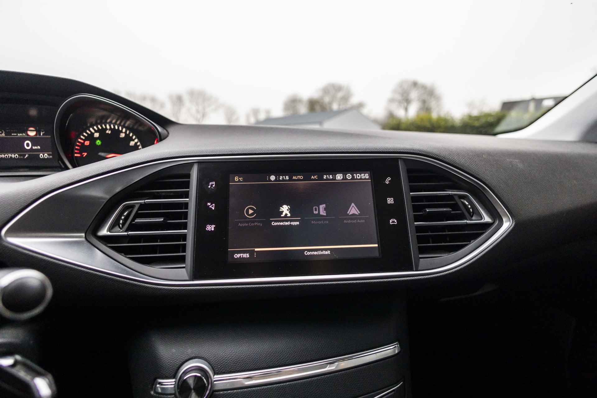 Peugeot 308 SW 1.2 PureTech Blue Lease Premium | Automaat | Pano | Carplay | Camera - 30/43