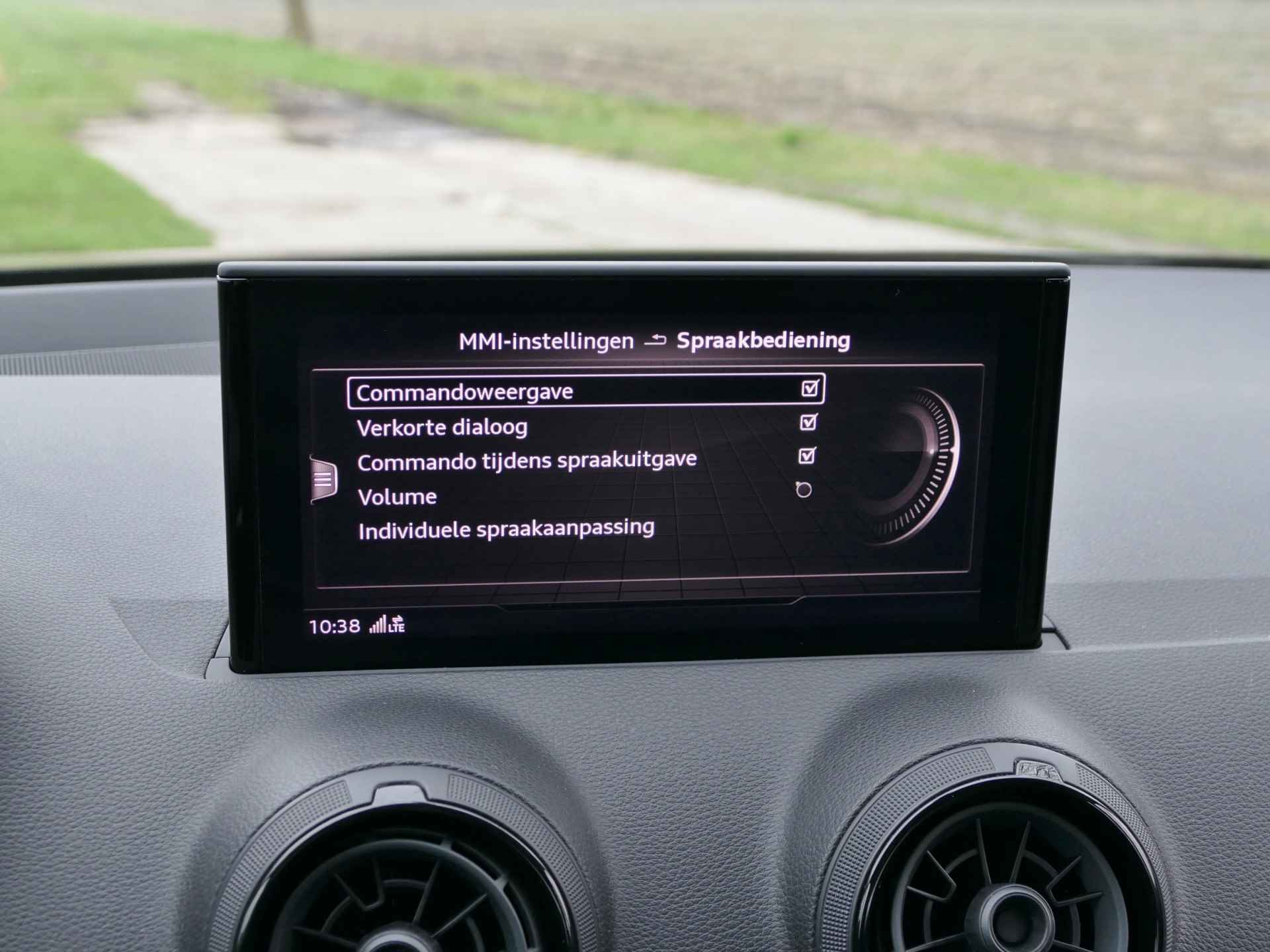 Audi Q2 1.0 TFSI Design Pro Line Plus AUTOMAAT | digitaal dashboard | navigatie | LED koplampen - 29/52
