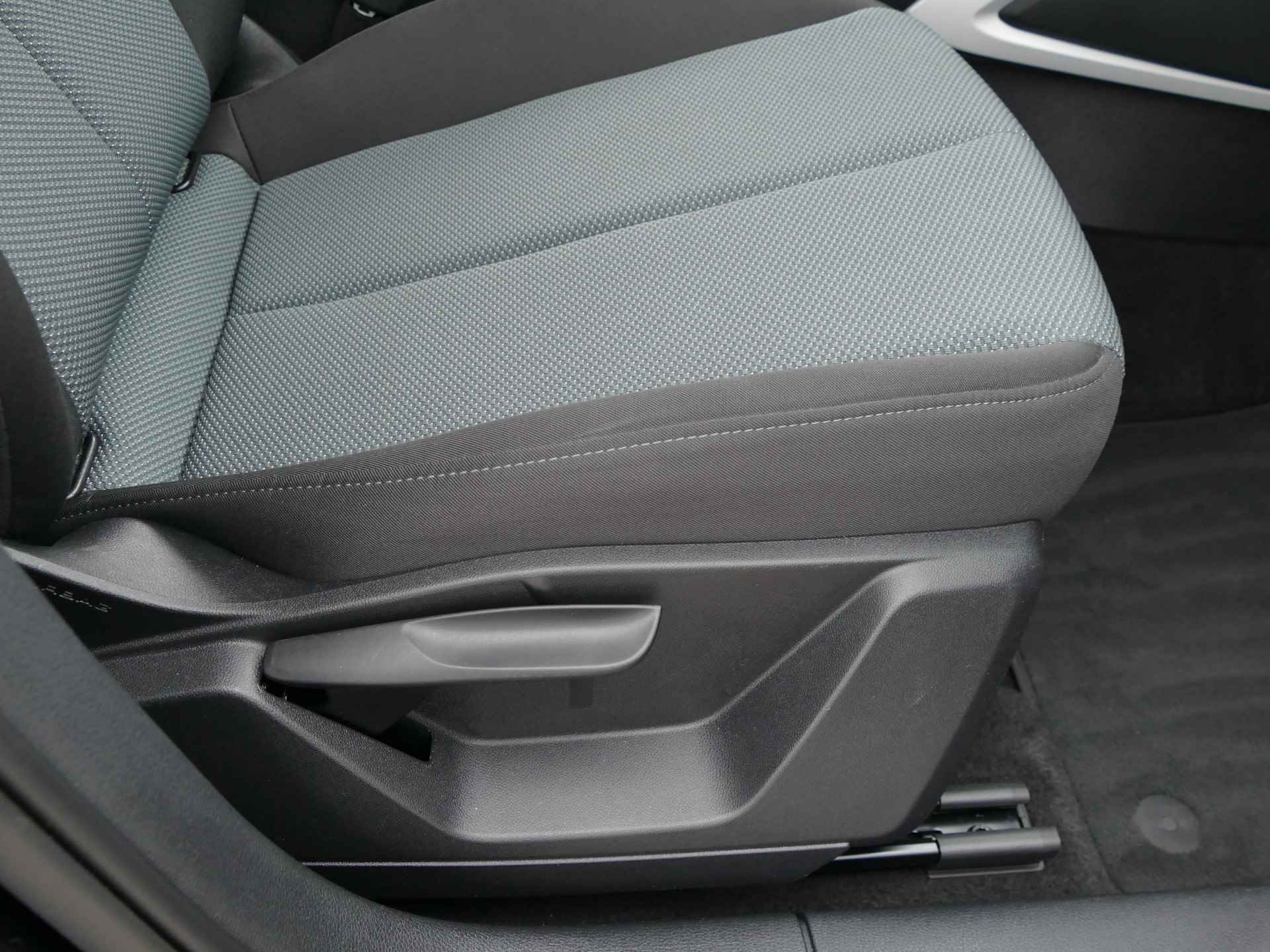 Audi Q2 1.0 TFSI Design Pro Line Plus AUTOMAAT | digitaal dashboard | navigatie | LED koplampen - 38/52