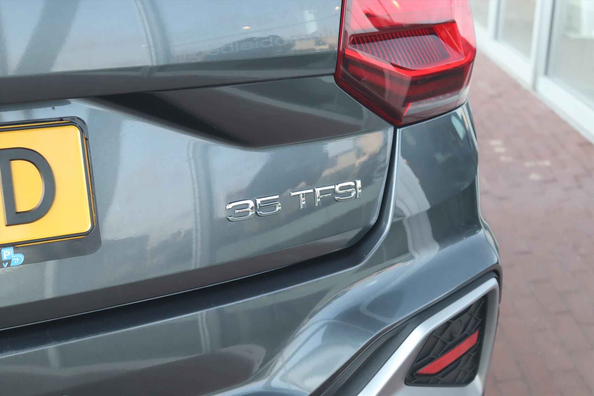 Audi Q2 35TFSI 150PK AUTOMAAT S-EDITION  Apple Carplay | Camera | Led | DAB |  Adapt.Cruise | PDC v+a | Clima | Stoelverwarming | - 44/56