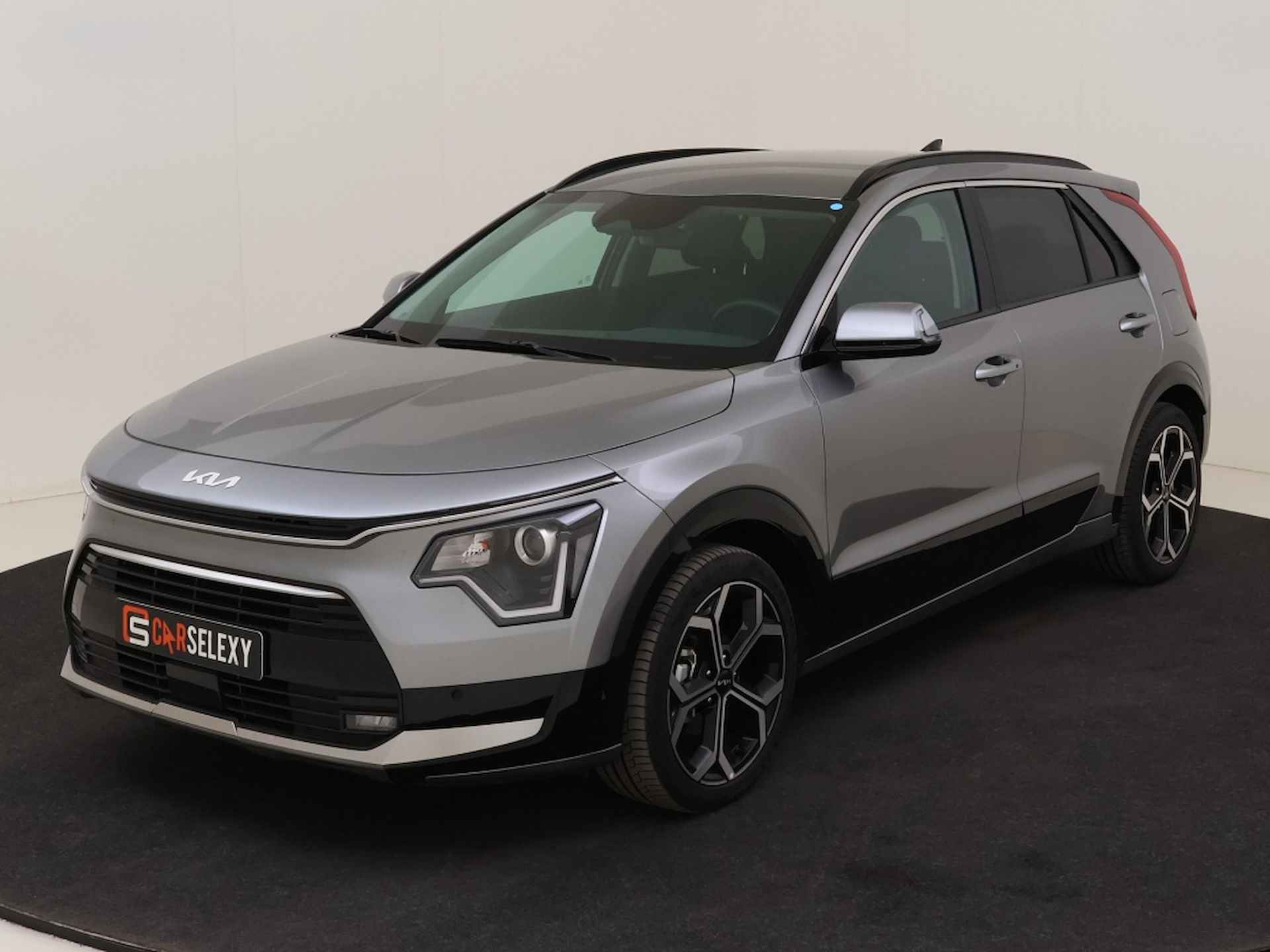 Kia Niro 1.6 GDi Hybrid DynamicLine - 3/36