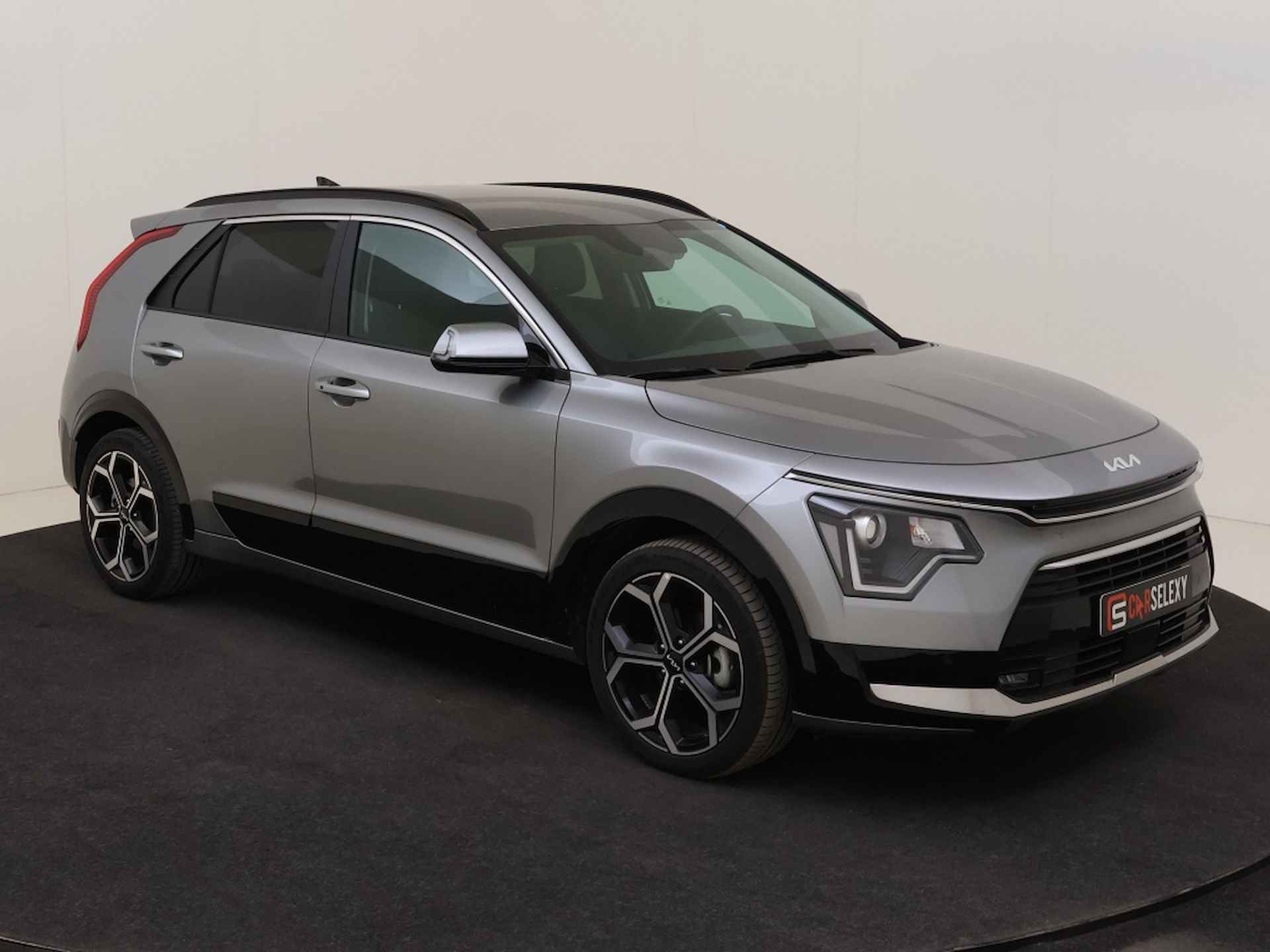 Kia Niro 1.6 GDi Hybrid DynamicLine - 8/36