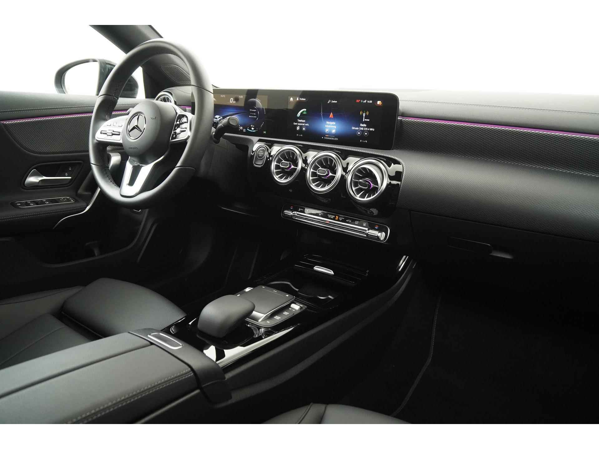 Mercedes-Benz CLA-Klasse Shooting Brake 250e Night Pakket | Widescreen Cockpit | Panoramadak | Leder | Zondag Open! - 2/40