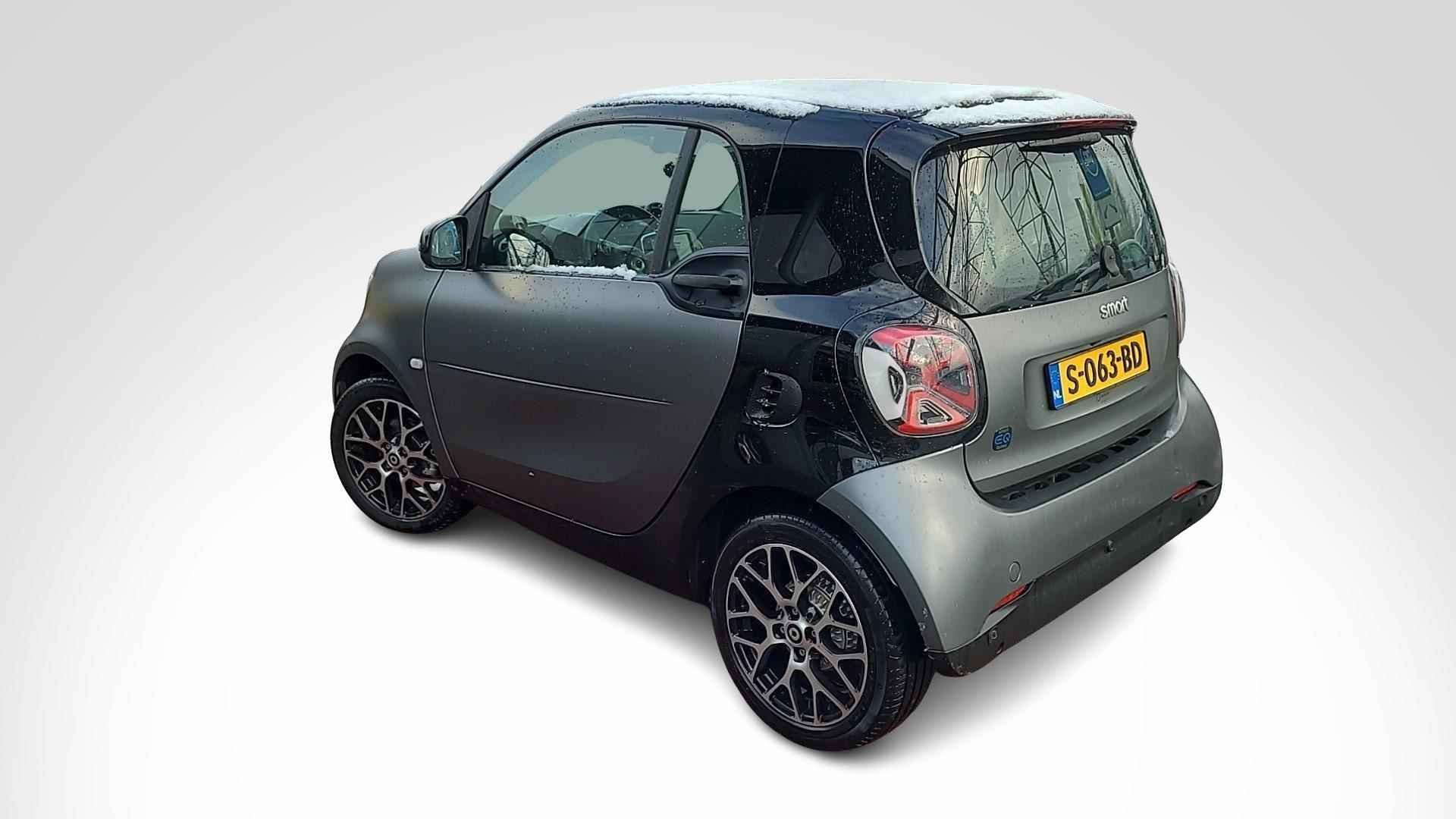 smart fortwo EQ Comfort Plus | Exclusive Pack | Plus Pack | Winterpakket | Panoramadak | LED | Stoelverwarming | Licht en Regensensor - 2/5