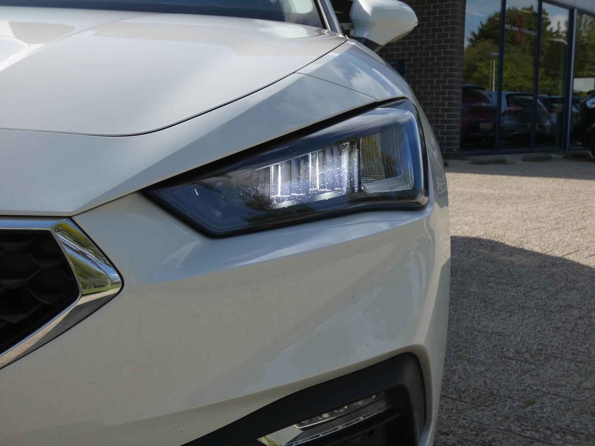 Seat Leon Sportstourer 1.5 TSI 130pk Style Launch Edition | Led | Carplay | Virtual | - 13/37