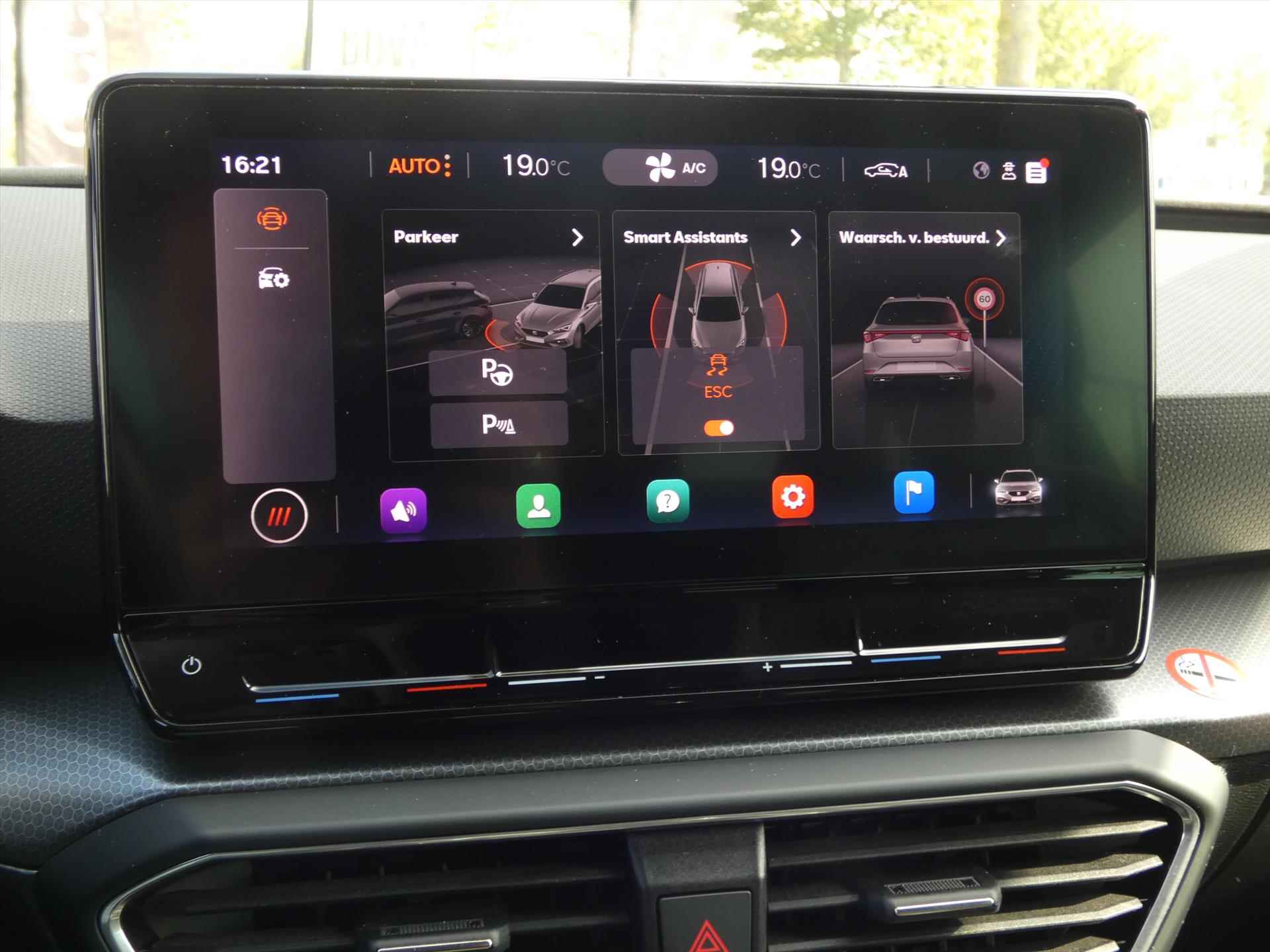 Seat Leon Sportstourer 1.5 TSI 130pk Style Launch Edition | Led | Carplay | Virtual | - 26/37