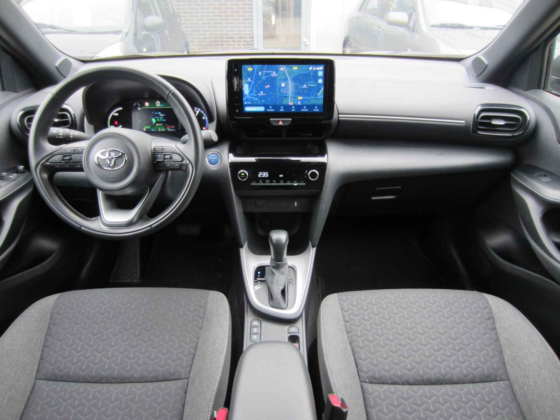 Toyota Yaris Cross 1.5 Hybrid Dynamic Navigatie Camera - 2/24