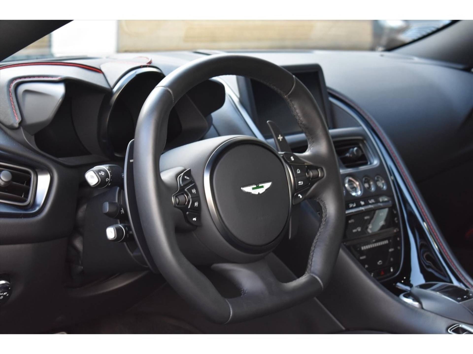 Aston Martin DBS 5.2 V12 725pk Superleggera | Premium Audio | Sport Plus stoelen - 58/61