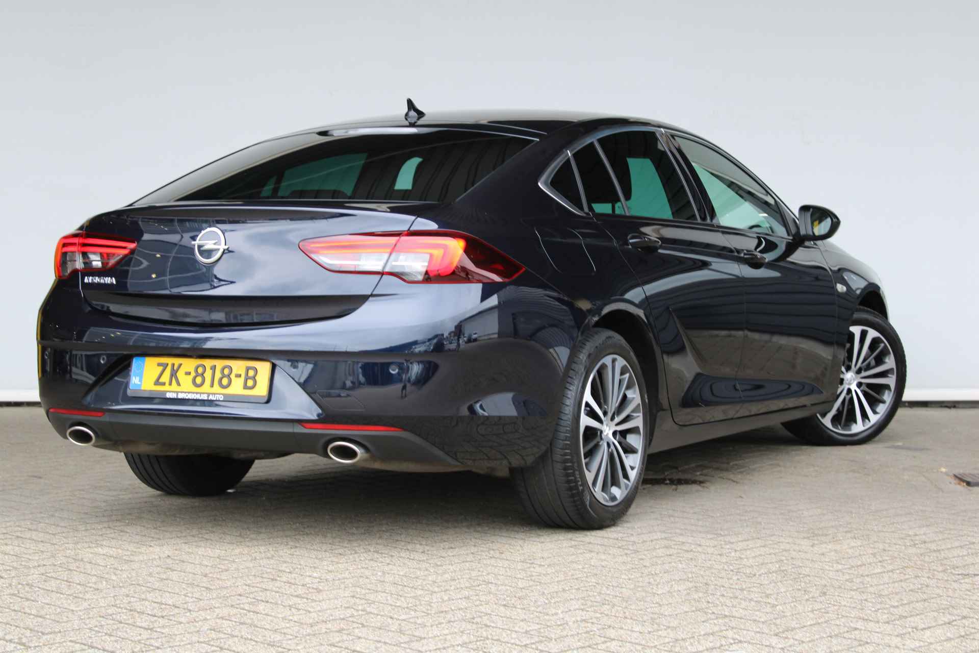 Opel Insignia Grand Sport 1.6 Turbo Business Executive 200PK/NAVI/CAMERA/KEYLESS/18INCH/AGR/CLIMATE/DAB - 7/36