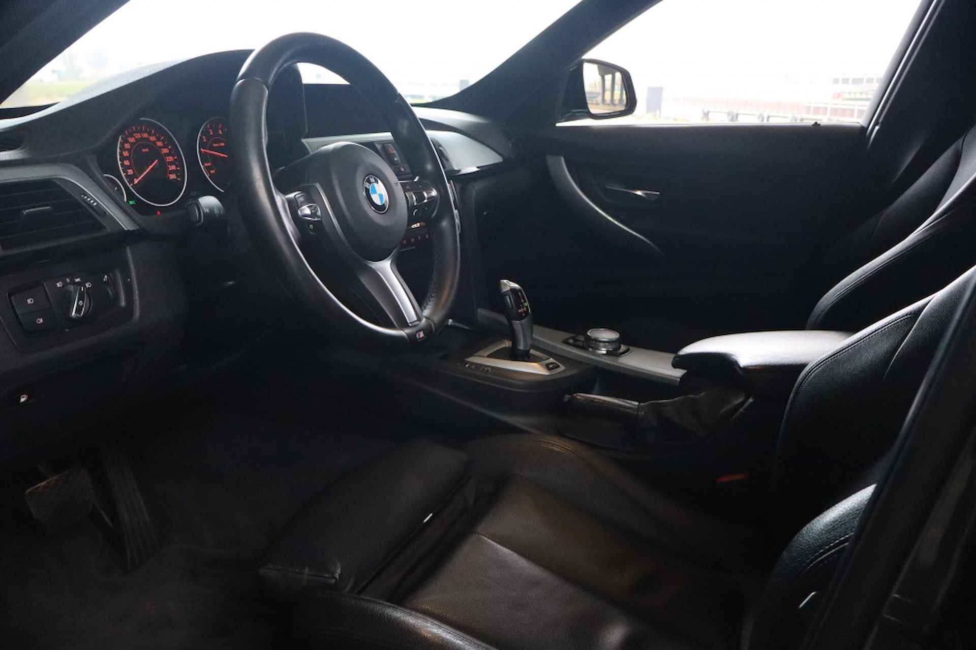 Bmw 3-serie 330e | Geen import | M - Sport | Schuifdak | M | - 3/14