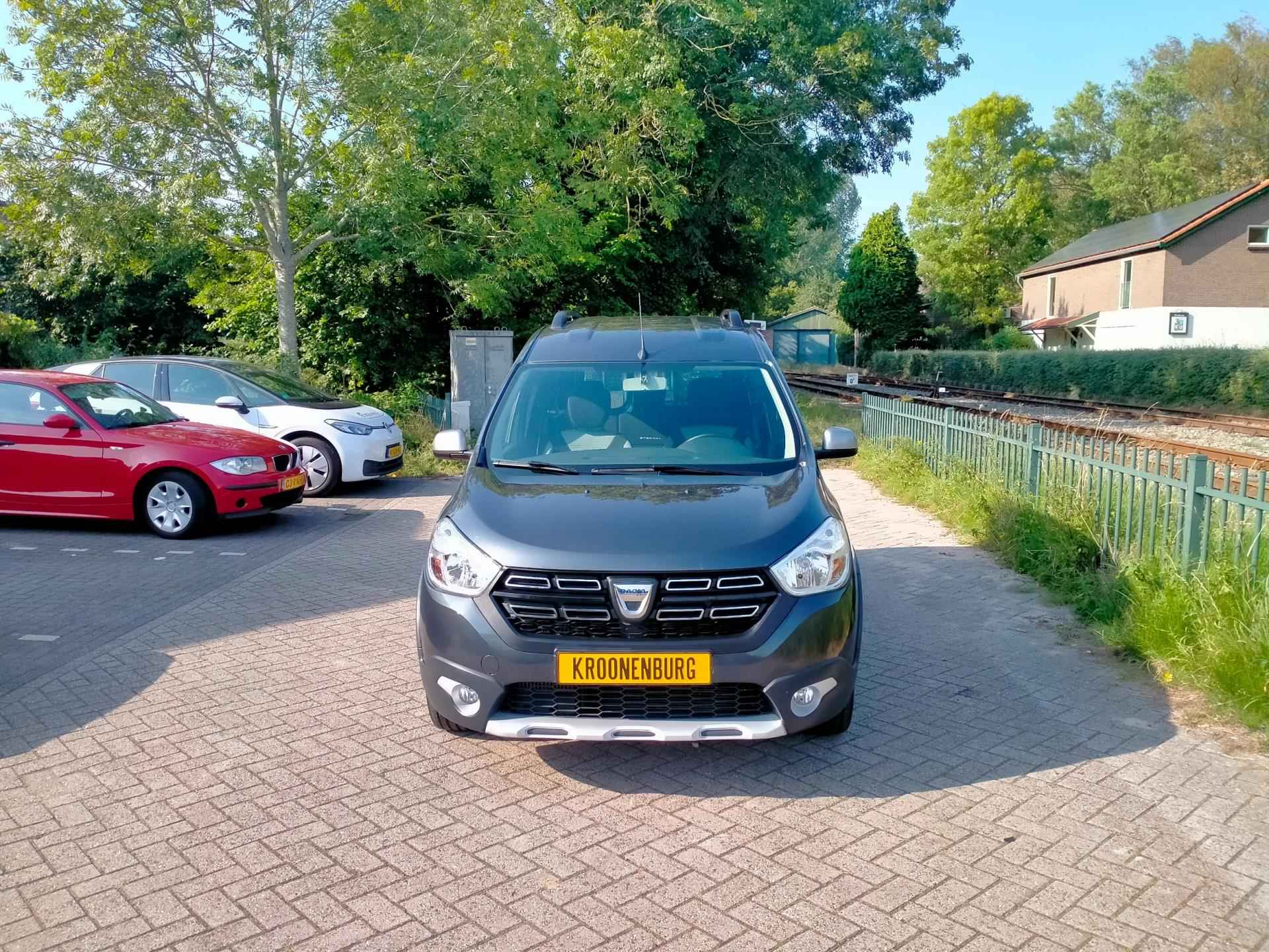 Dacia DOKKER 1.3 TCe Lauréate STEPWAY airco Navi trekhaak ALLINPRIJS - 2/34