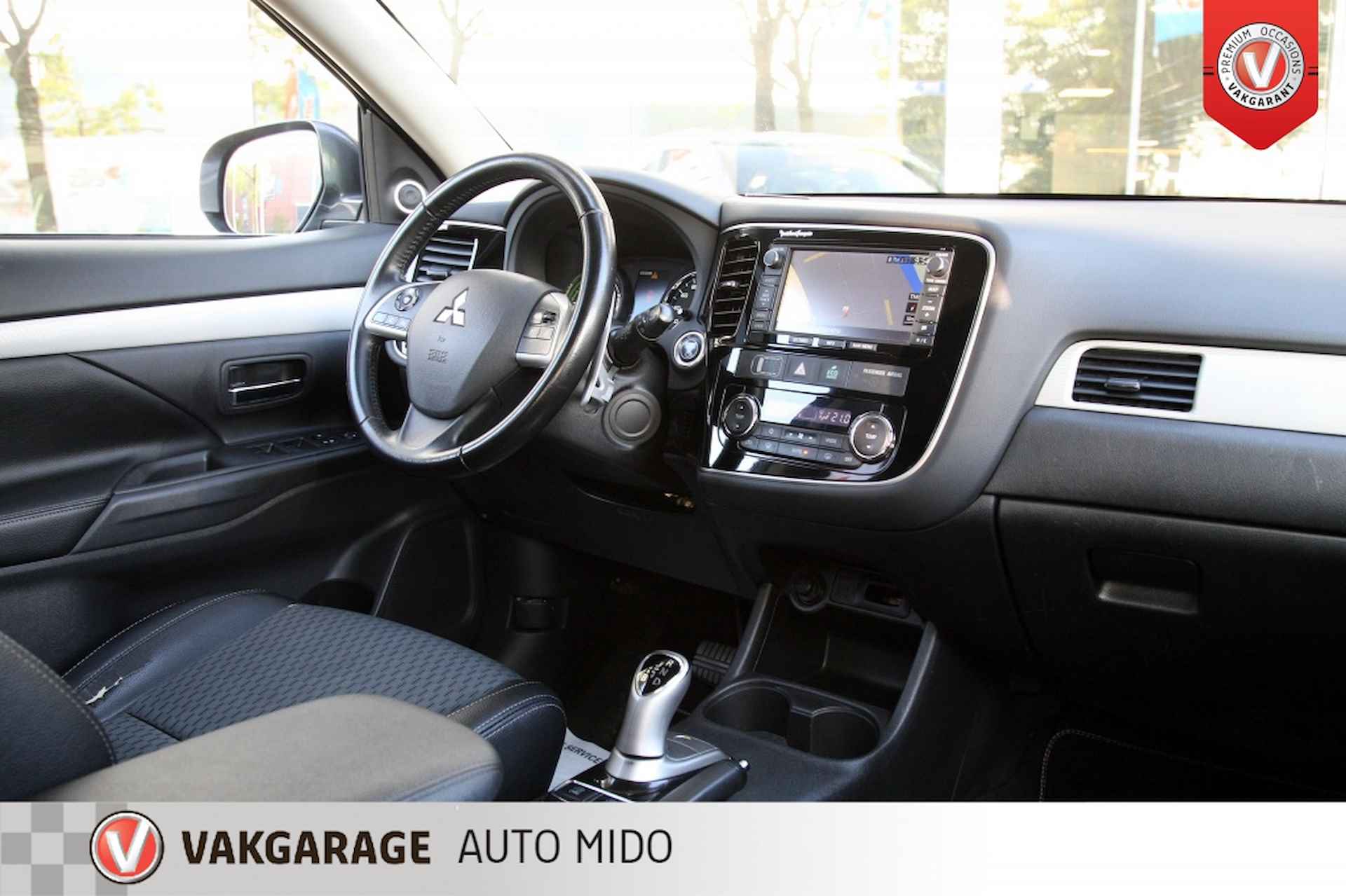 Mitsubishi Outlander 2.0 PHEV Executive Edition X-Line -Trekhaak- - 3/54