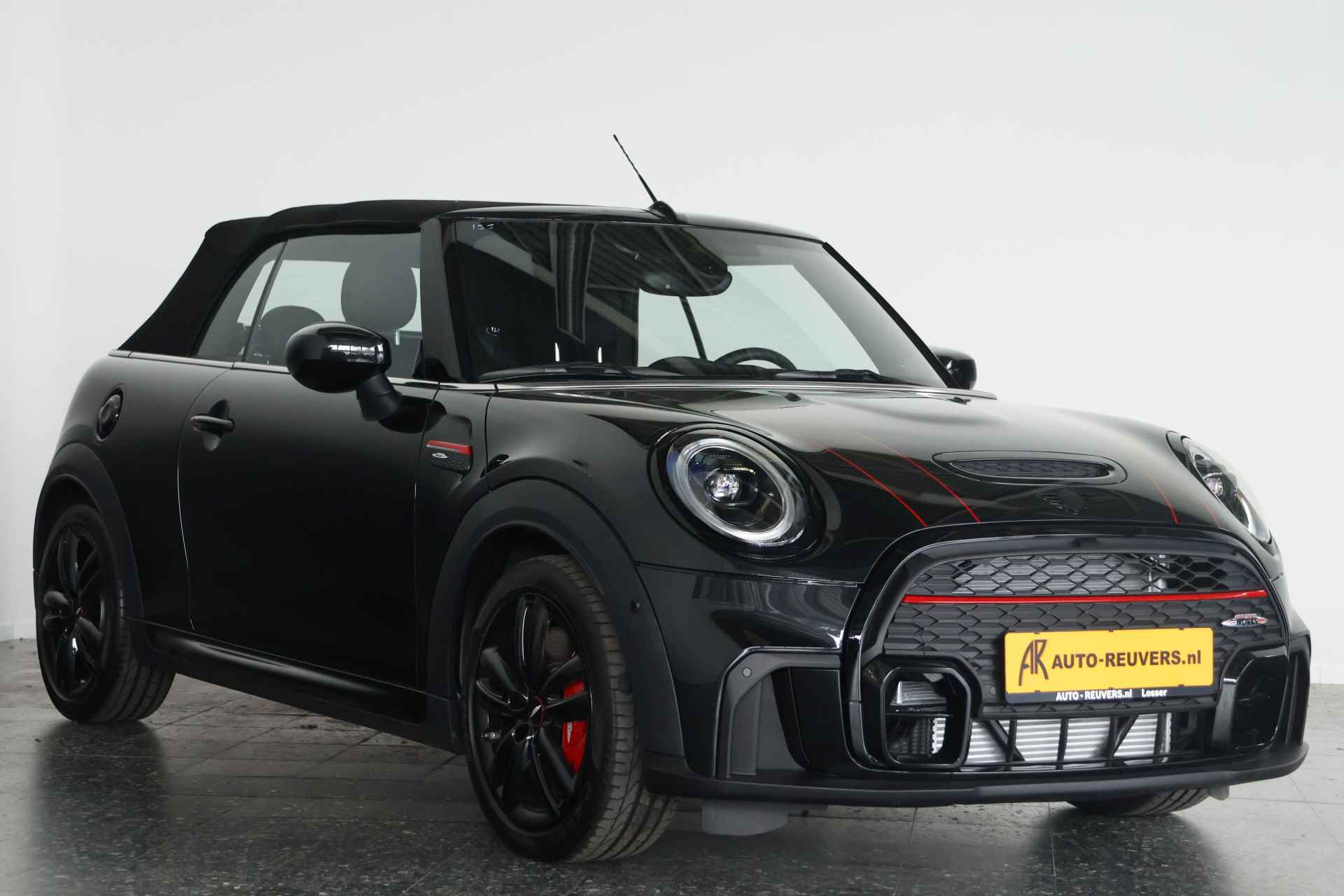 MINI Cabrio 2.0 John Cooper Works JCW Pack 232 pK  Navi / Carplay / Leder / Automaat / ACC / LED - 20/39