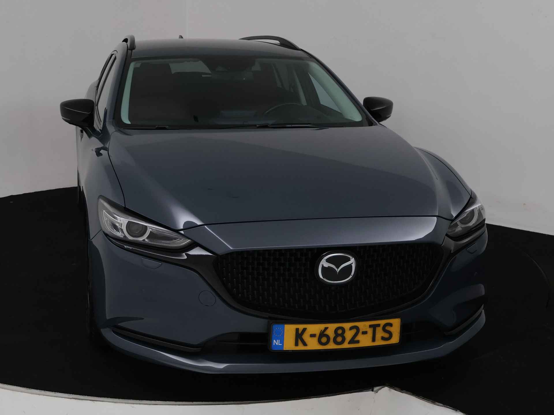 Mazda 6 Sportbreak 2.0 SkyActiv-G 165 Sportive automaat | BOSE Audio | 360 Camera | Afneembare trekhaak | Head-up Display | Navigatie | Stoelverwarming/-Verkoeling | Achterbank Verwarming | Stuurverwarming | Rood Leder | - 26/41