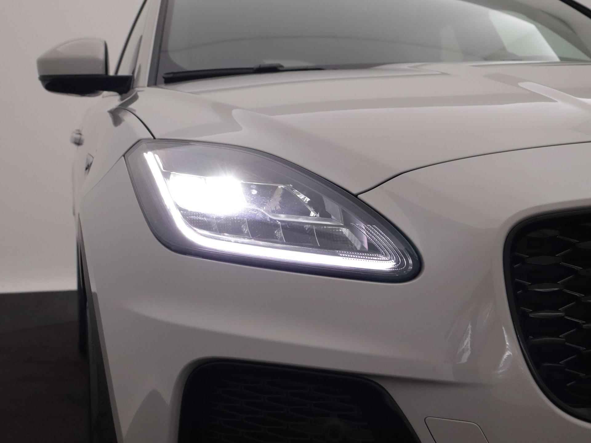 Jaguar E-PACE P300e AWD R-Dynamic HSE - 13/55