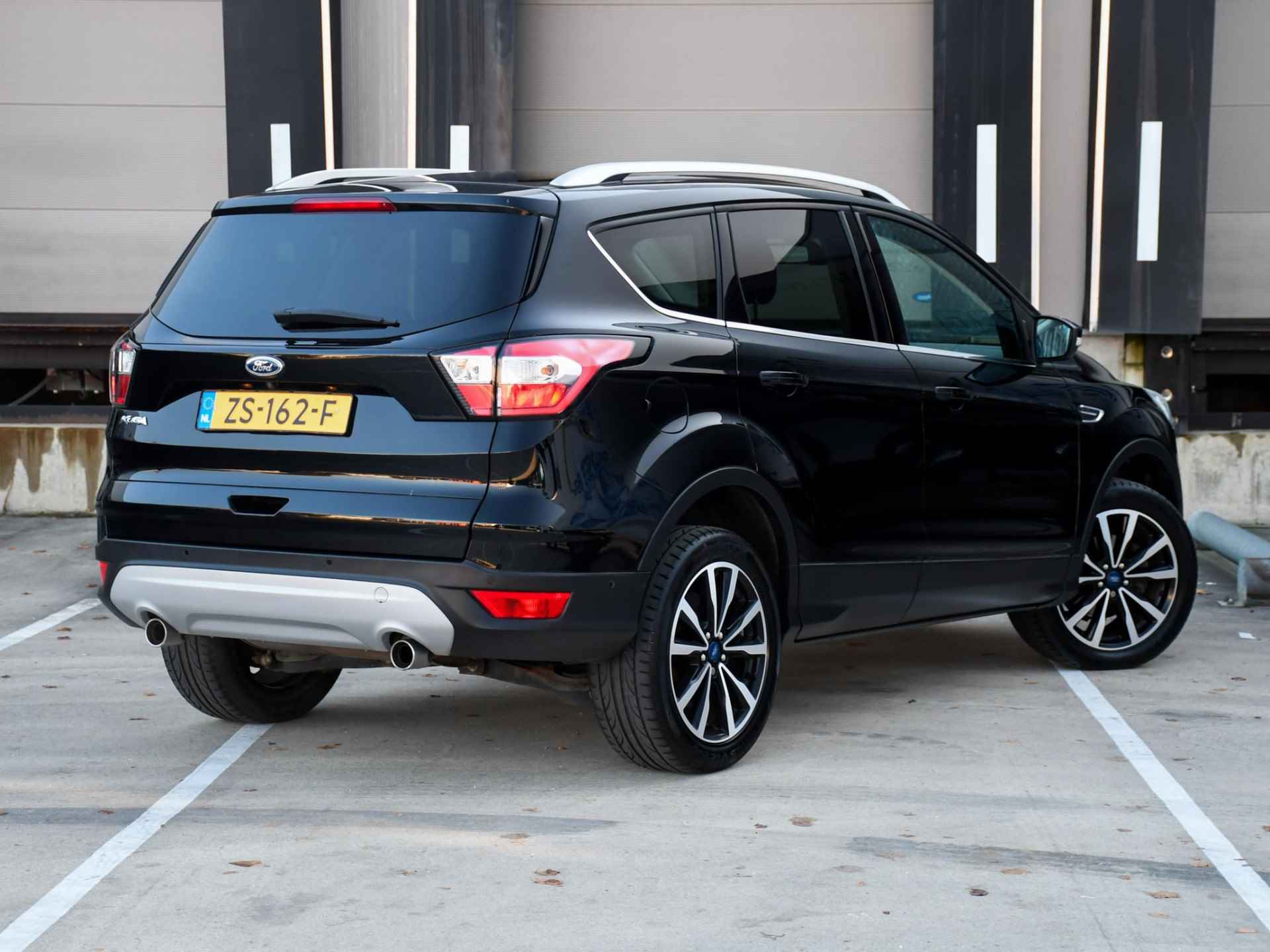 Ford Kuga Titanium 1.5 EcoBoost 120pk PDC + CAM. | NAVI | APPLE-CARPLAY | 19''LM | SFEERVERL. | CRUISE.C - 4/33