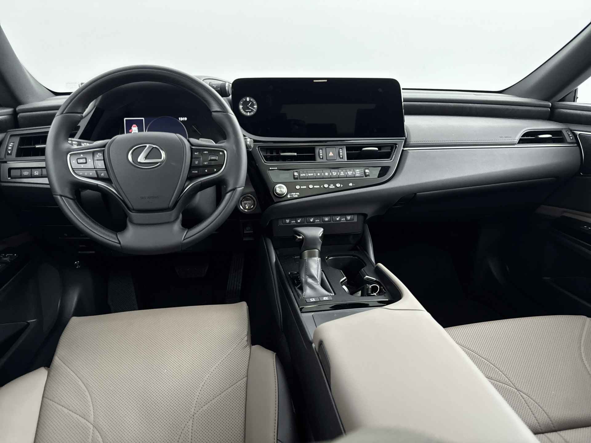 Lexus ES 300h President Line | Demonstratie auto | Direct Leverbaar | Mark Levinson | - 6/41