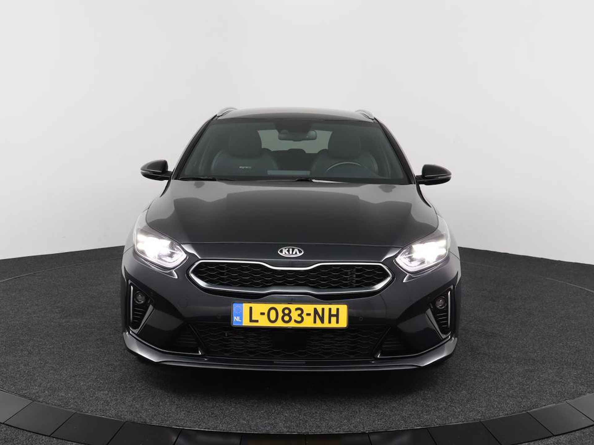 Kia Ceed Sportswagon 1.5 T-GDi MHEV GT-Line Edition AUTOMAAT | Navigatie | Sportstoelen Leer Alcantara | Afn. Trekhaak | Privacy Glass | Camera | NL-Auto - 2/45