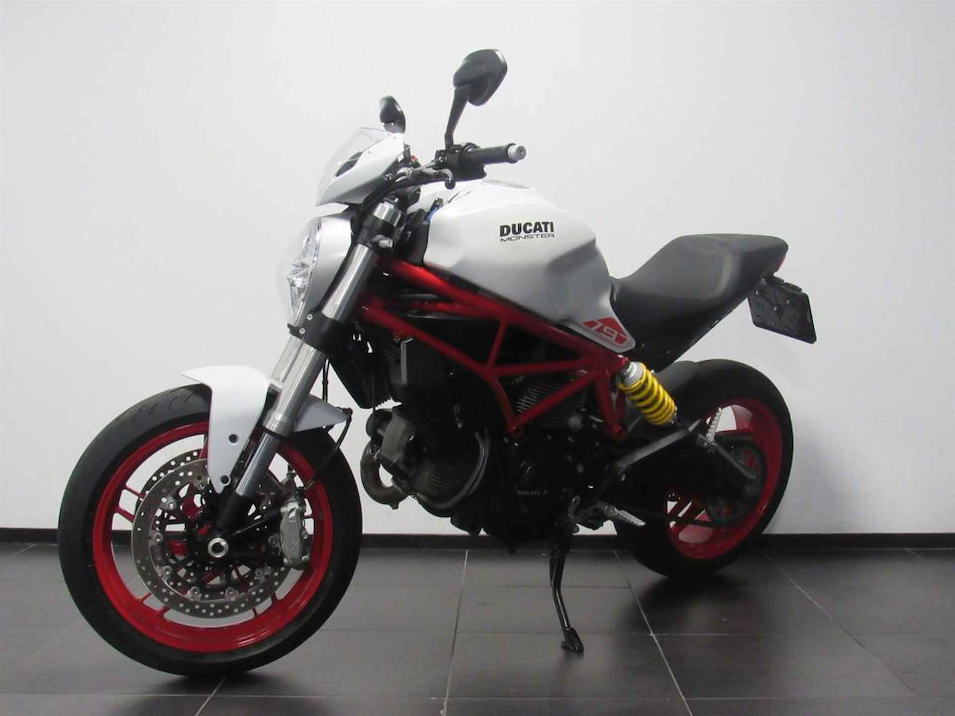 Ducati MONSTER 797 - 3/14