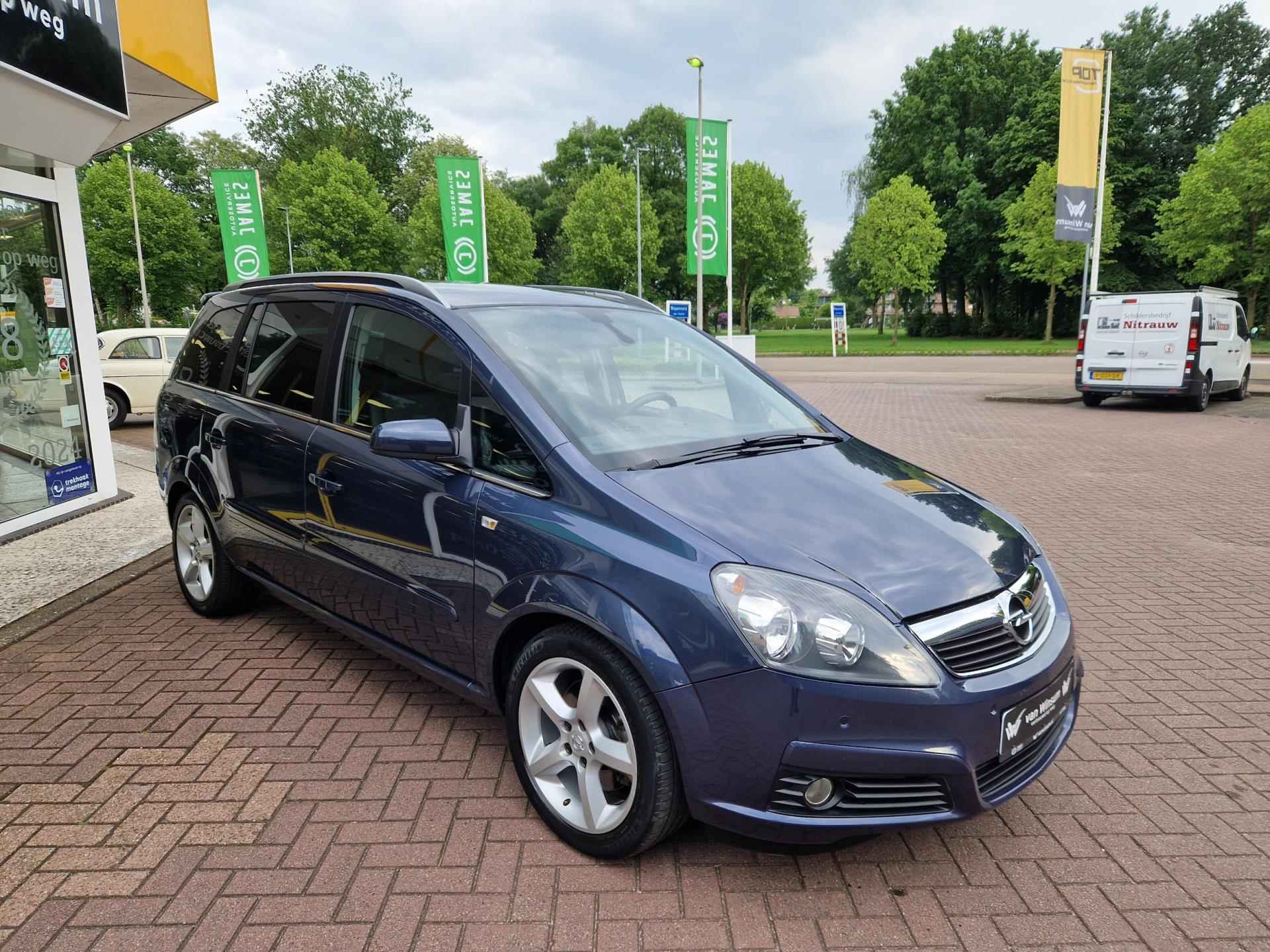 Opel Zafira 2.2 Executive | 7 persoons | Navi | Trekhaak | 1500kg trekvermogen | - 9/43