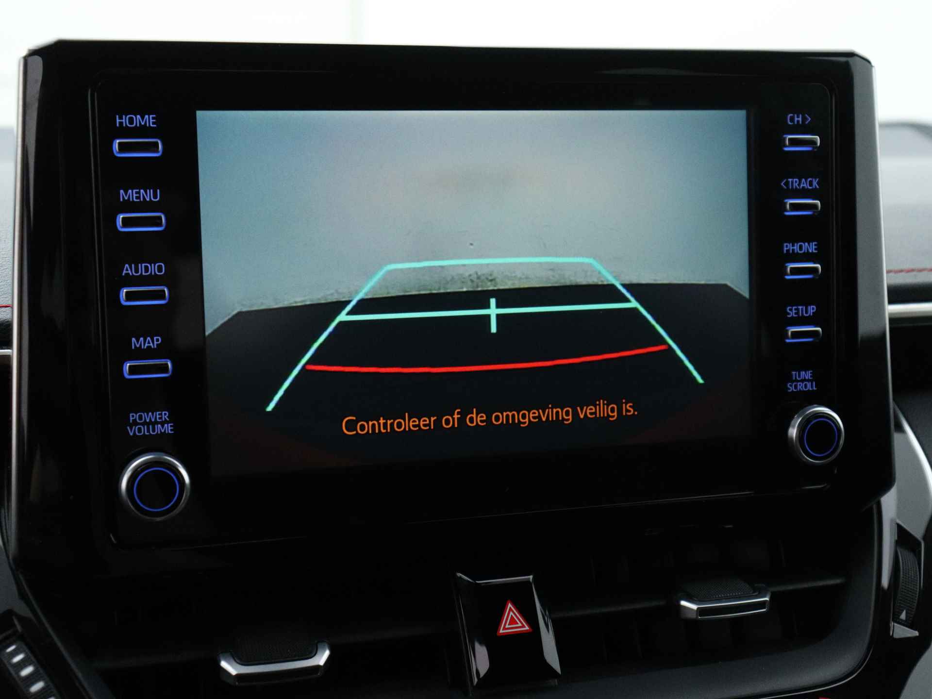 Toyota Corolla 1.8 Hybrid Executive | Navigatie | Parkeerhulp | Stoelverwarming | - 11/45