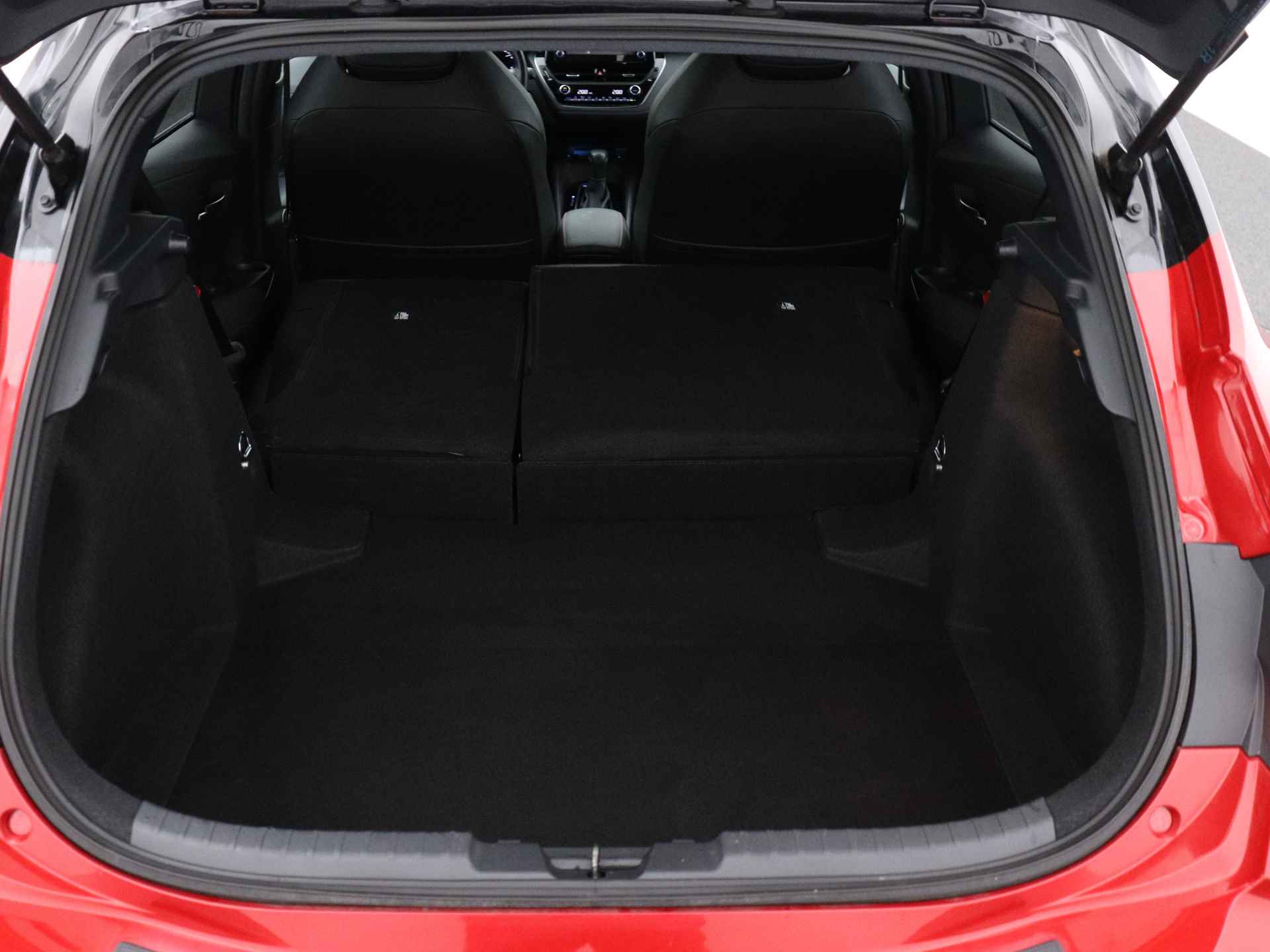 Toyota Corolla 1.8 Hybrid Executive | Navigatie | Parkeerhulp | Stoelverwarming | - 39/45