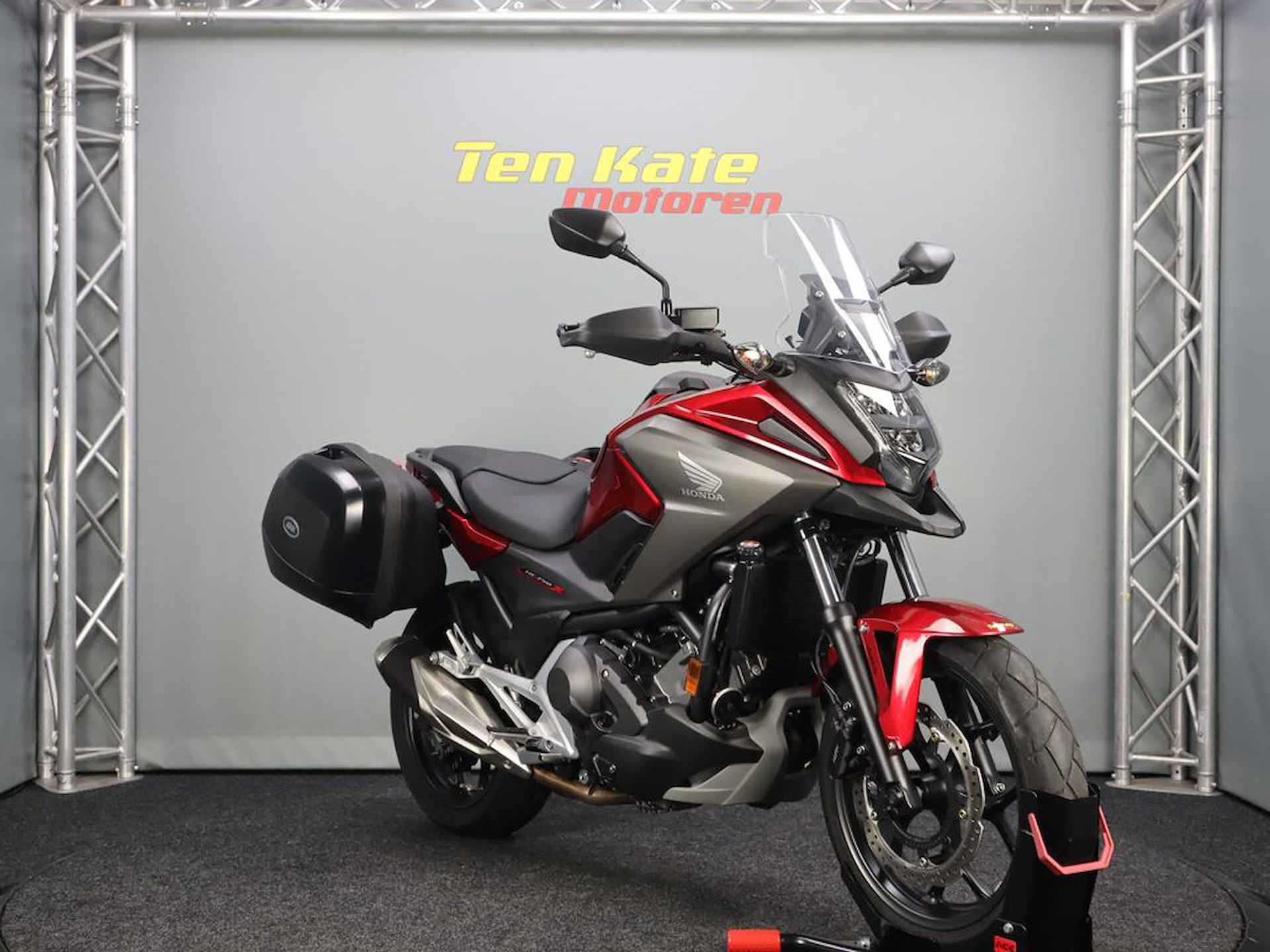 Honda NC 750 X DCT - 2/12