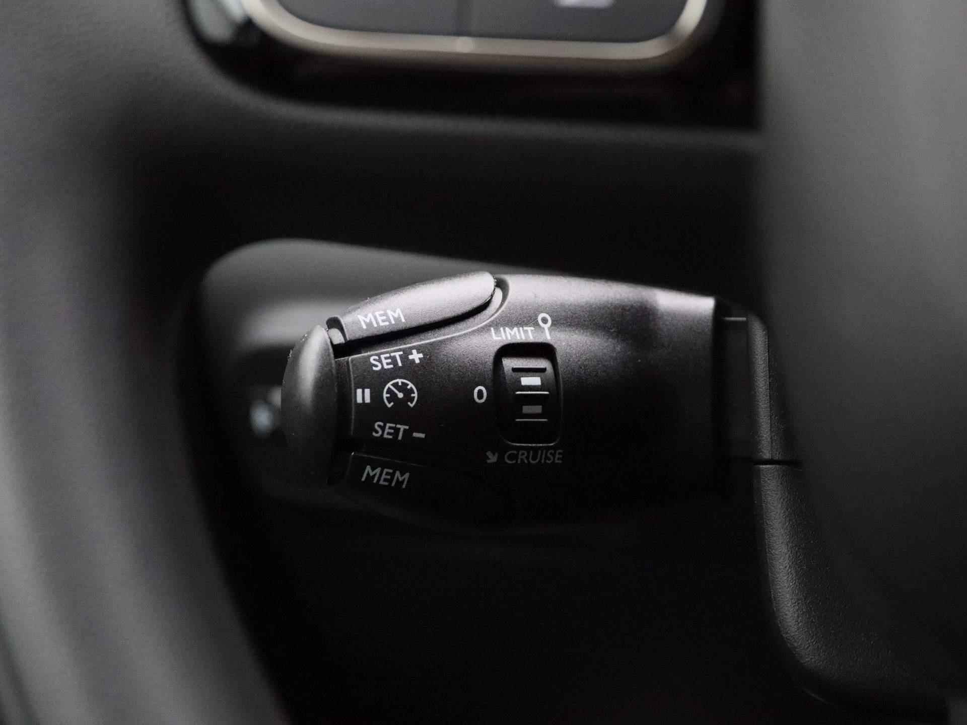 Citroen C3 1.2 PureTech Feel Edition | Parkeersensoren | Climate control | Apple Carplay/Android Auto | Automaat - 21/38