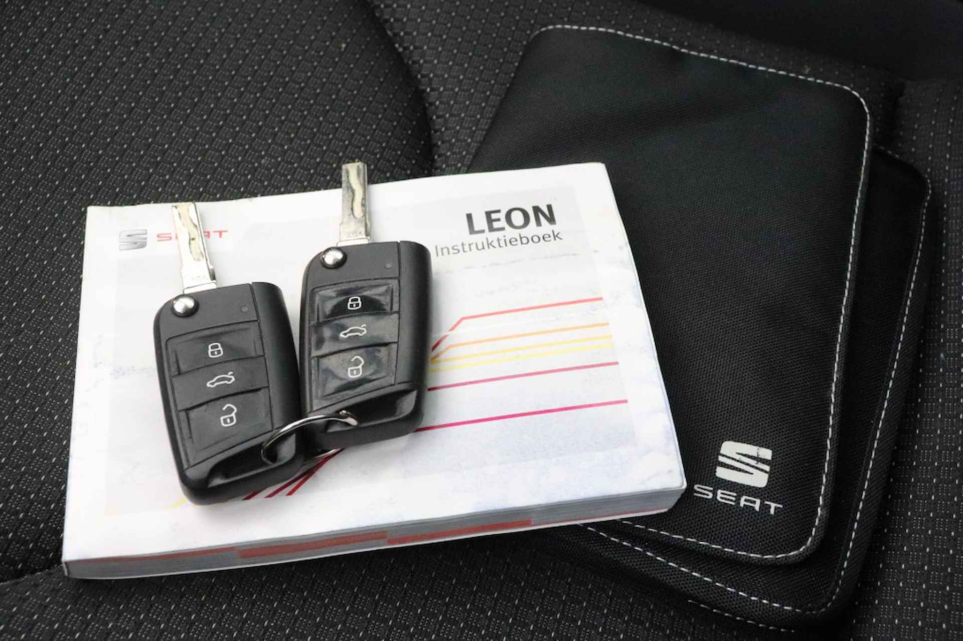 SEAT Leon 1.8 TSI FR Business Sport - LED, Navi, Leer GERESERVEERD - 5/28