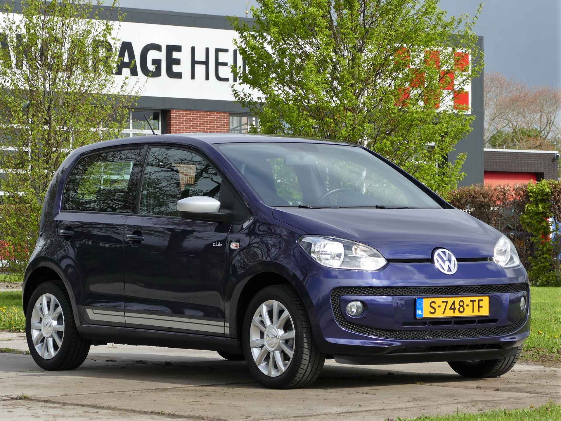 Volkswagen up! 1.0 CLUB | stoelverwarming | airco | lichtmetalen velgen | mistlampen | 100% onderhouden - 11/40