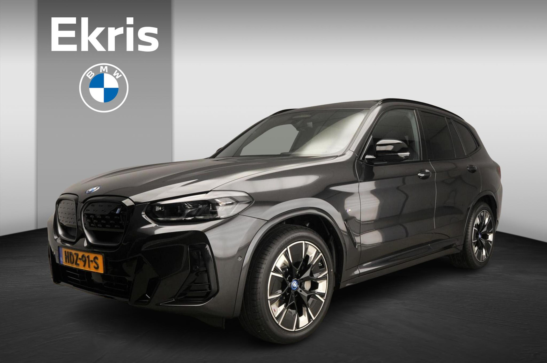 BMW iX3 High Executive Edition 80 kWh Leder / Trekhaak / Harman-Kardon / Adaptive LED / Getint Glas / Alu wielen 20 inch