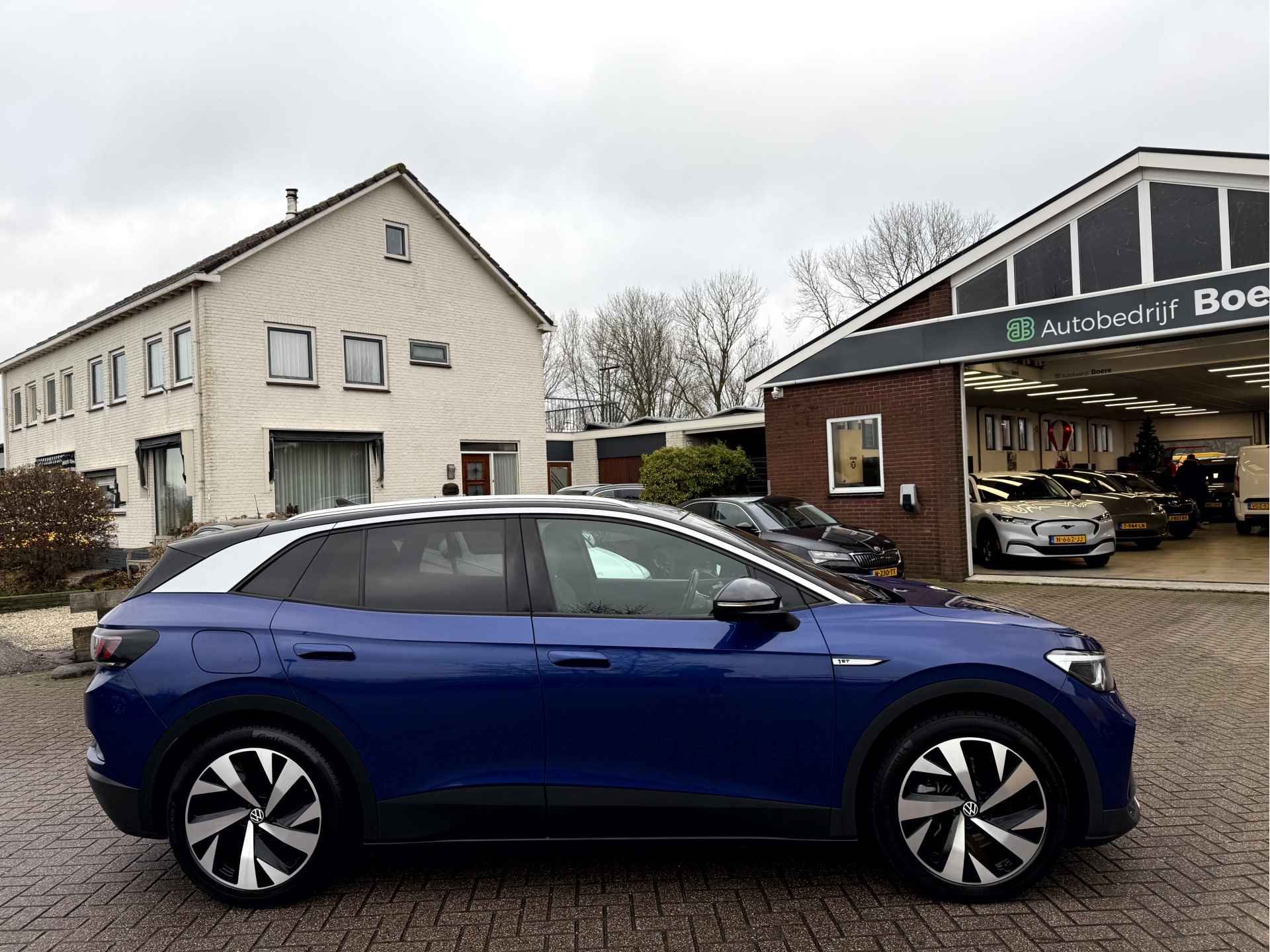 Volkswagen ID.4 First 77 kWh Trekhaak, Camera, Stoel/Stuur Verwarming - 3/29