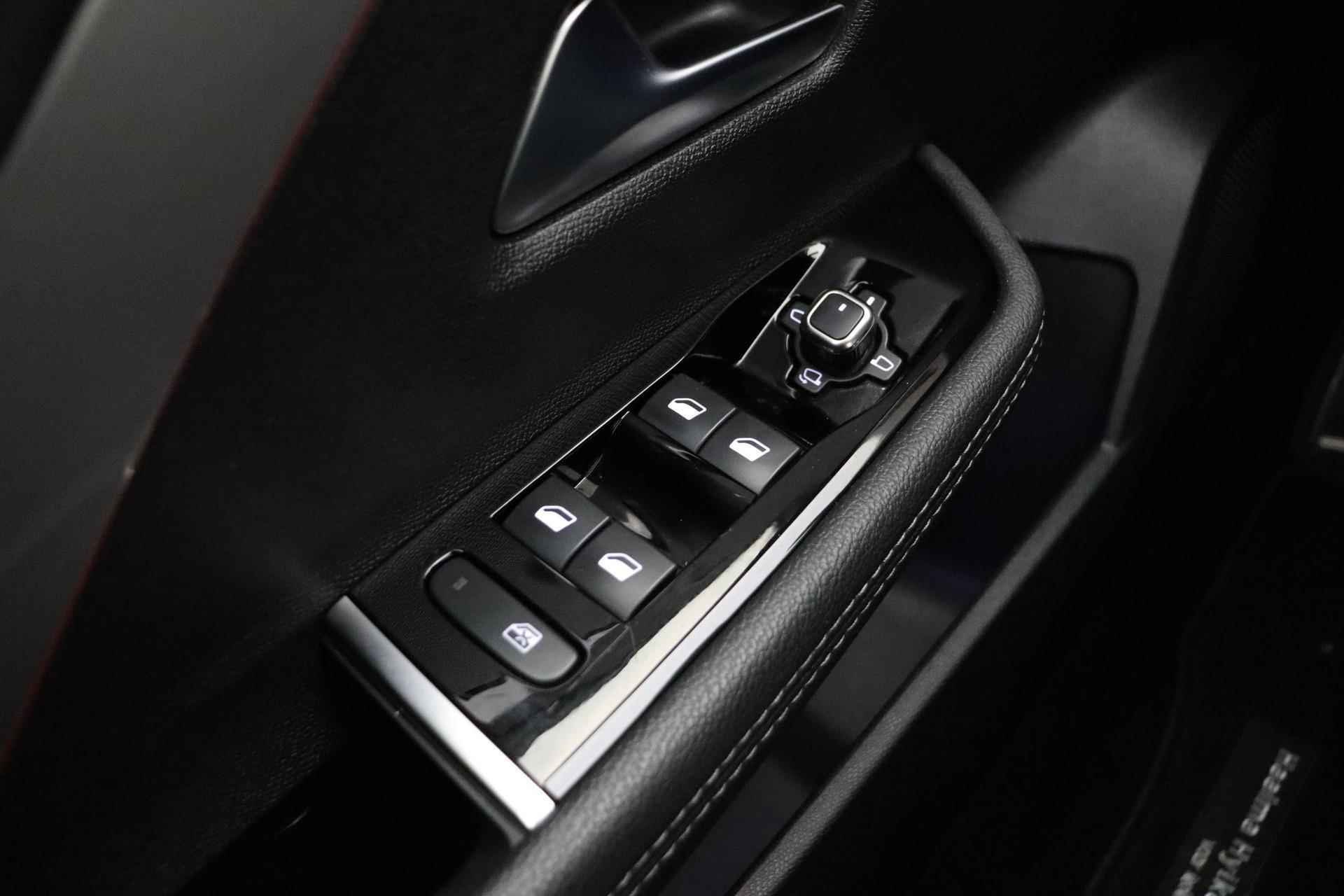 Opel Astra 1.2 Level 4 GS Line Automaat | Navigatie | Rondomzicht Camera | Stoel & Stuurverwarming | Lichtmetalen velgen Black | Keyless | Climate control - 22/38