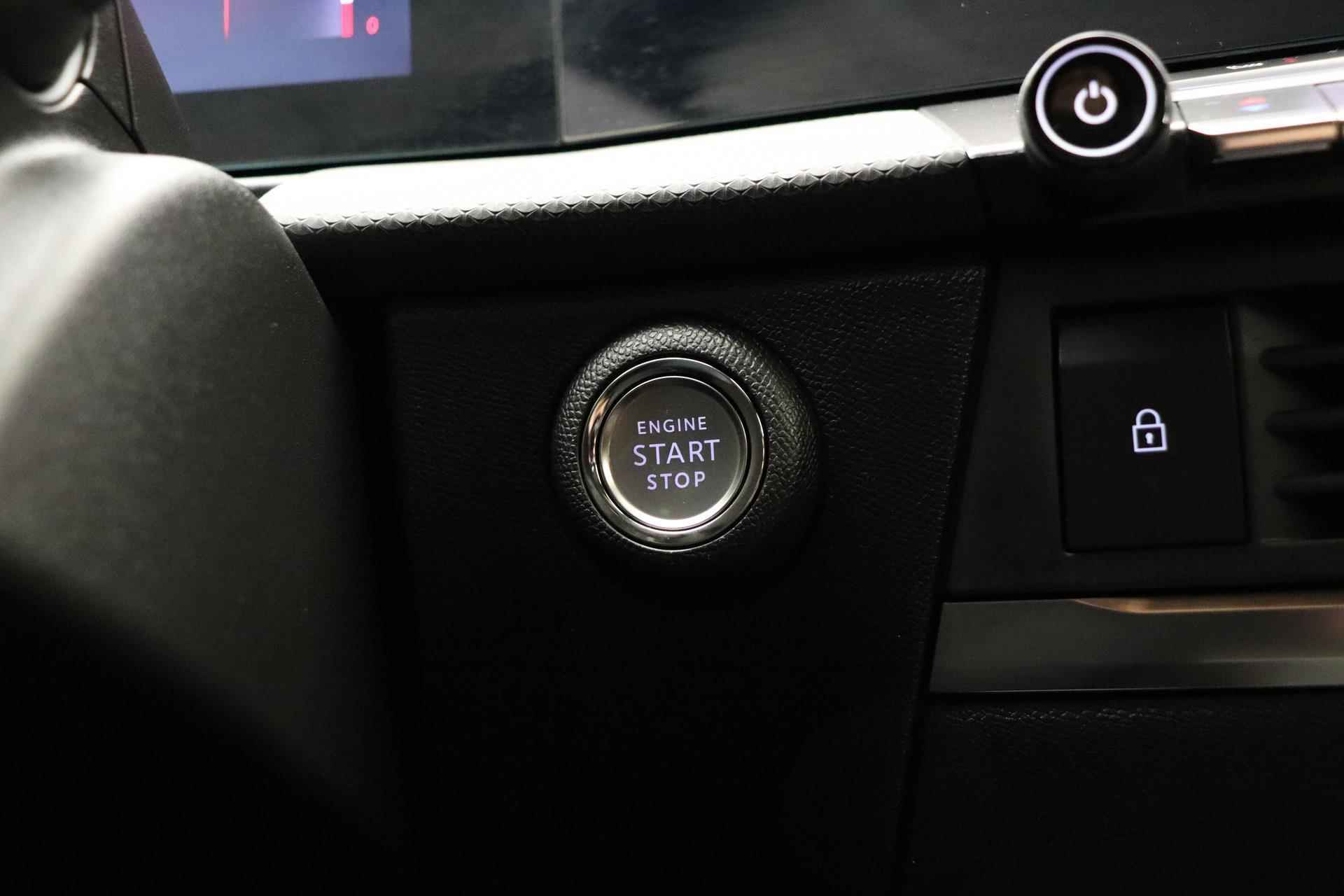 Opel Astra 1.2 Level 4 GS Line Automaat | Navigatie | Rondomzicht Camera | Stoel & Stuurverwarming | Lichtmetalen velgen Black | Keyless | Climate control - 30/38