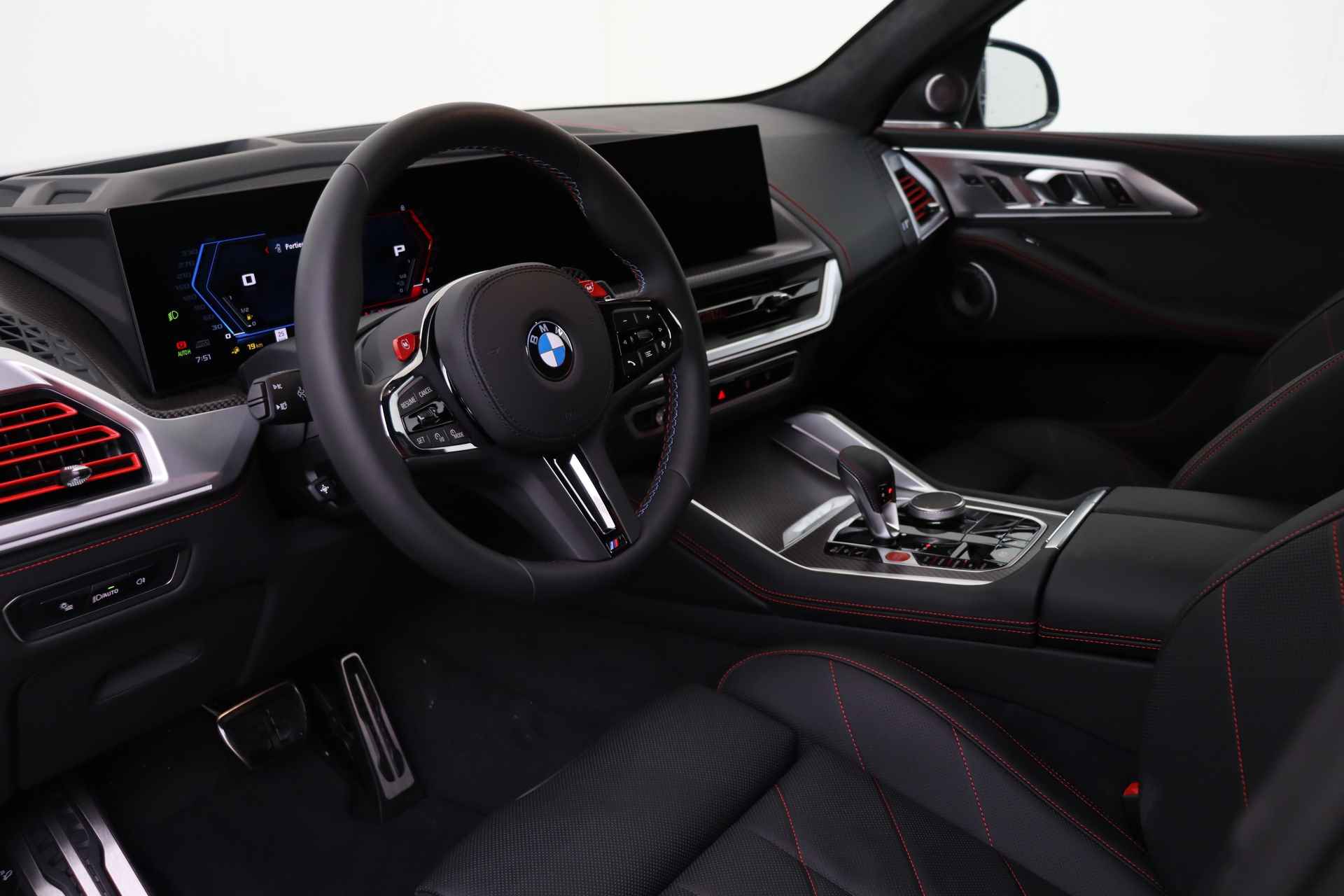 BMW XM PHEV Label Red 29 kWh Automaat / Massagefunctie / Adaptief M Onderstel Professional / Bowers & Wilkins / Trekhaak / Soft-Close / Stoelventilatie / Gesture Control - 9/89