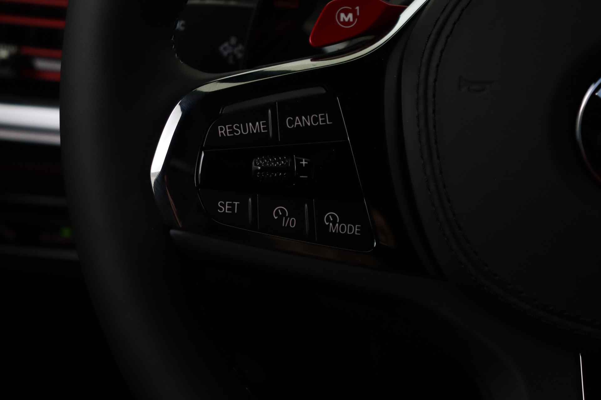 BMW XM PHEV Label Red 29 kWh Automaat / Massagefunctie / Adaptief M Onderstel Professional / Bowers & Wilkins / Trekhaak / Soft-Close / Stoelventilatie / Gesture Control - 37/89