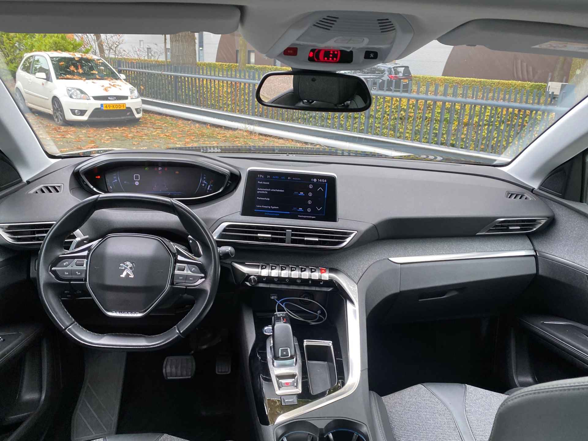 Peugeot 5008 1.5 7pl BlueHDI Executive Avantage | PANO | 7 ZITS | TREKHAAK | NAVI BY CARPLAY - 14/35